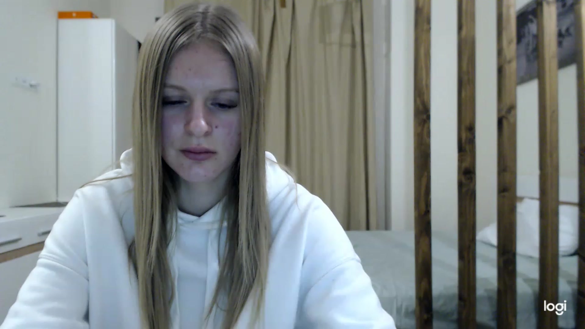 Gallery image thumbnail from MonicaBlondie's myfreecams stream on, 03/04/2023, 18:40 image 7 of 20