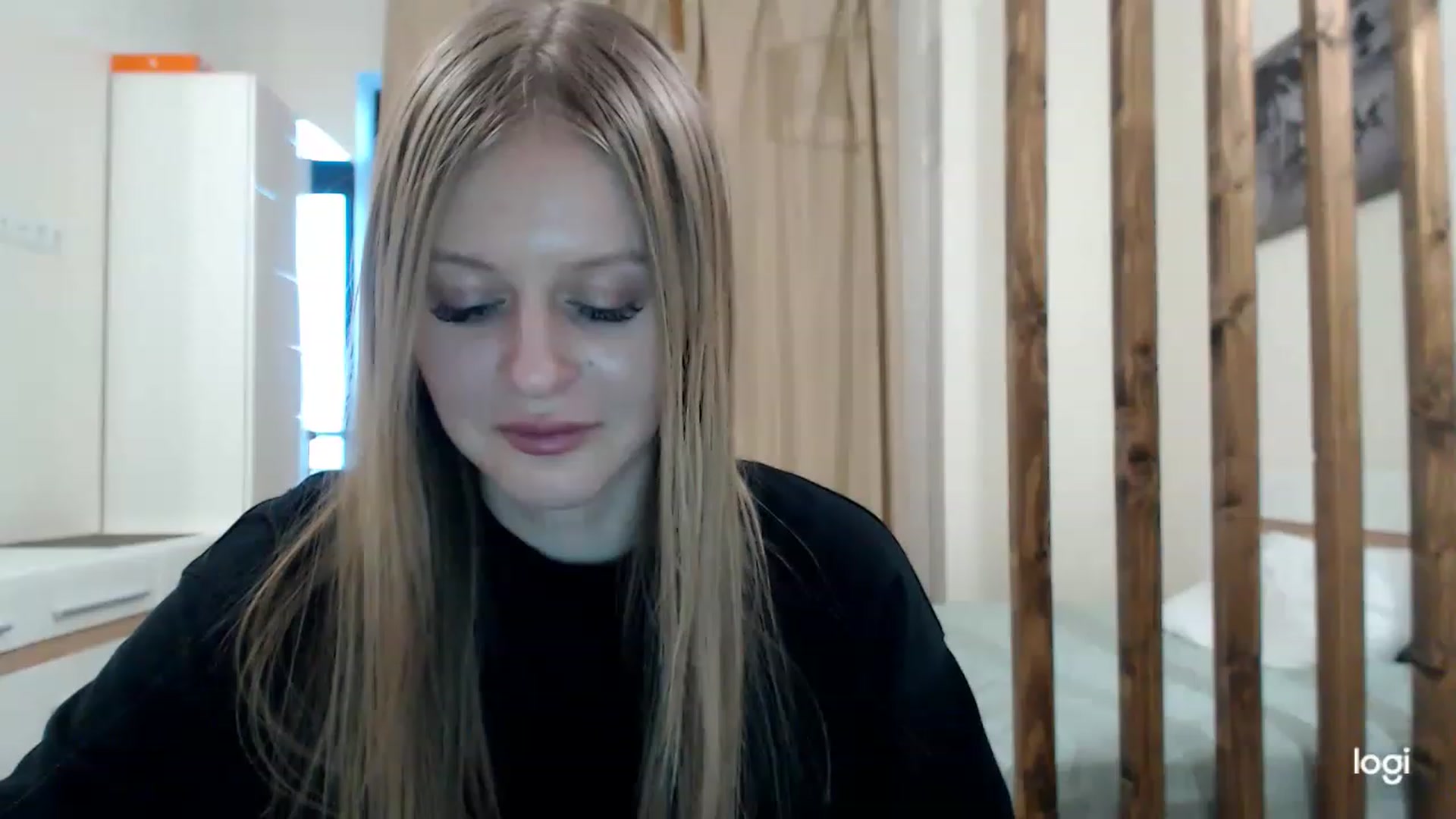 Gallery image thumbnail from MonicaBlondie's myfreecams stream on, 03/05/2023, 15:44 image 17 of 20