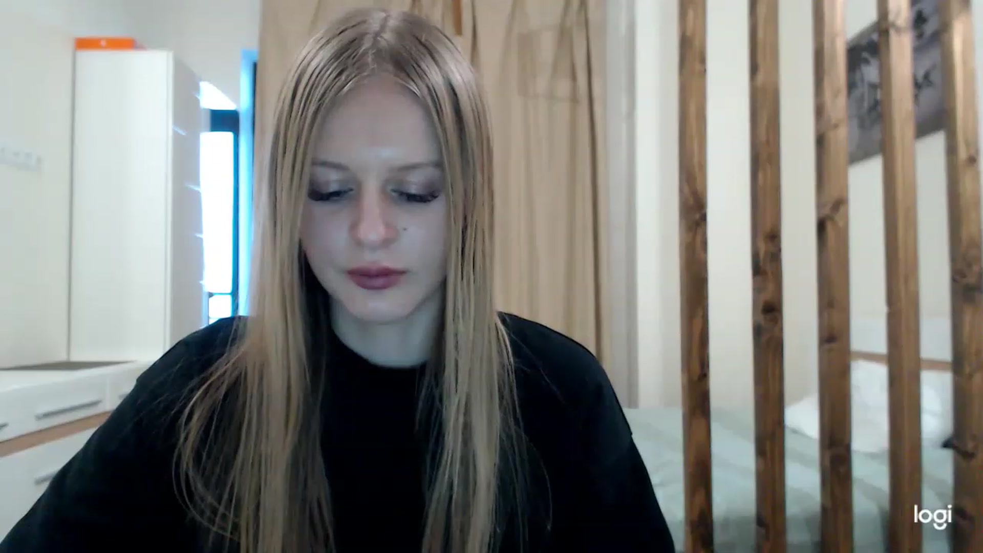 Gallery image thumbnail from MonicaBlondie's myfreecams stream on, 03/05/2023, 15:44 image 18 of 20