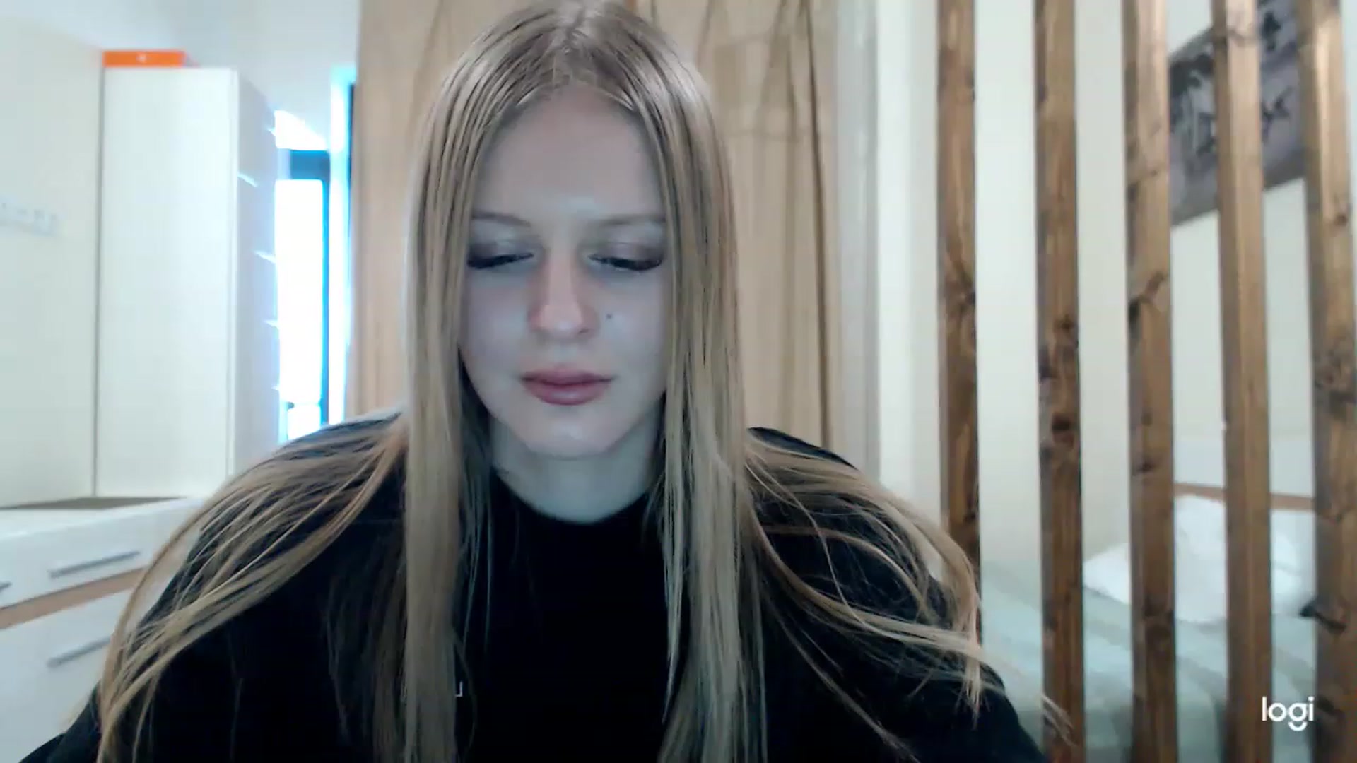 Gallery image thumbnail from MonicaBlondie's myfreecams stream on, 03/05/2023, 15:44 image 5 of 20