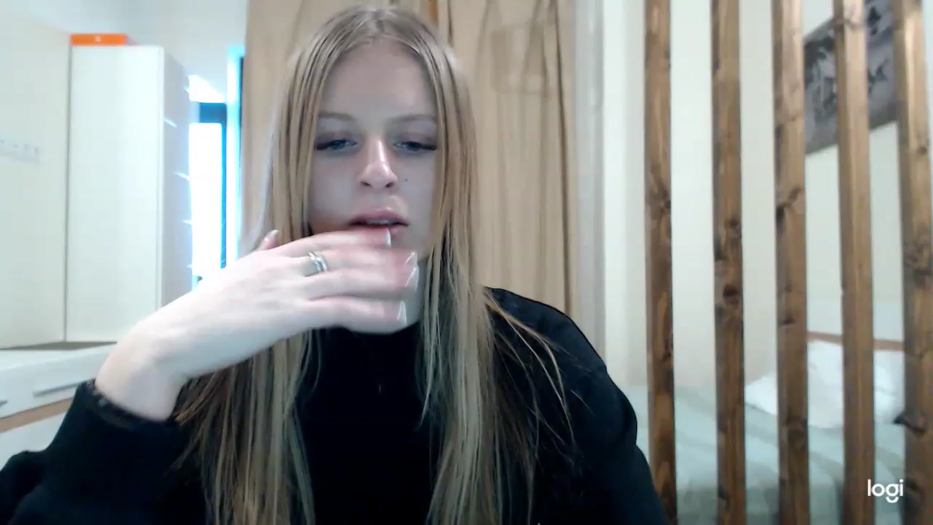 Gallery image thumbnail from MonicaBlondie's myfreecams stream on, 03/05/2023, 15:44 image 9 of 20