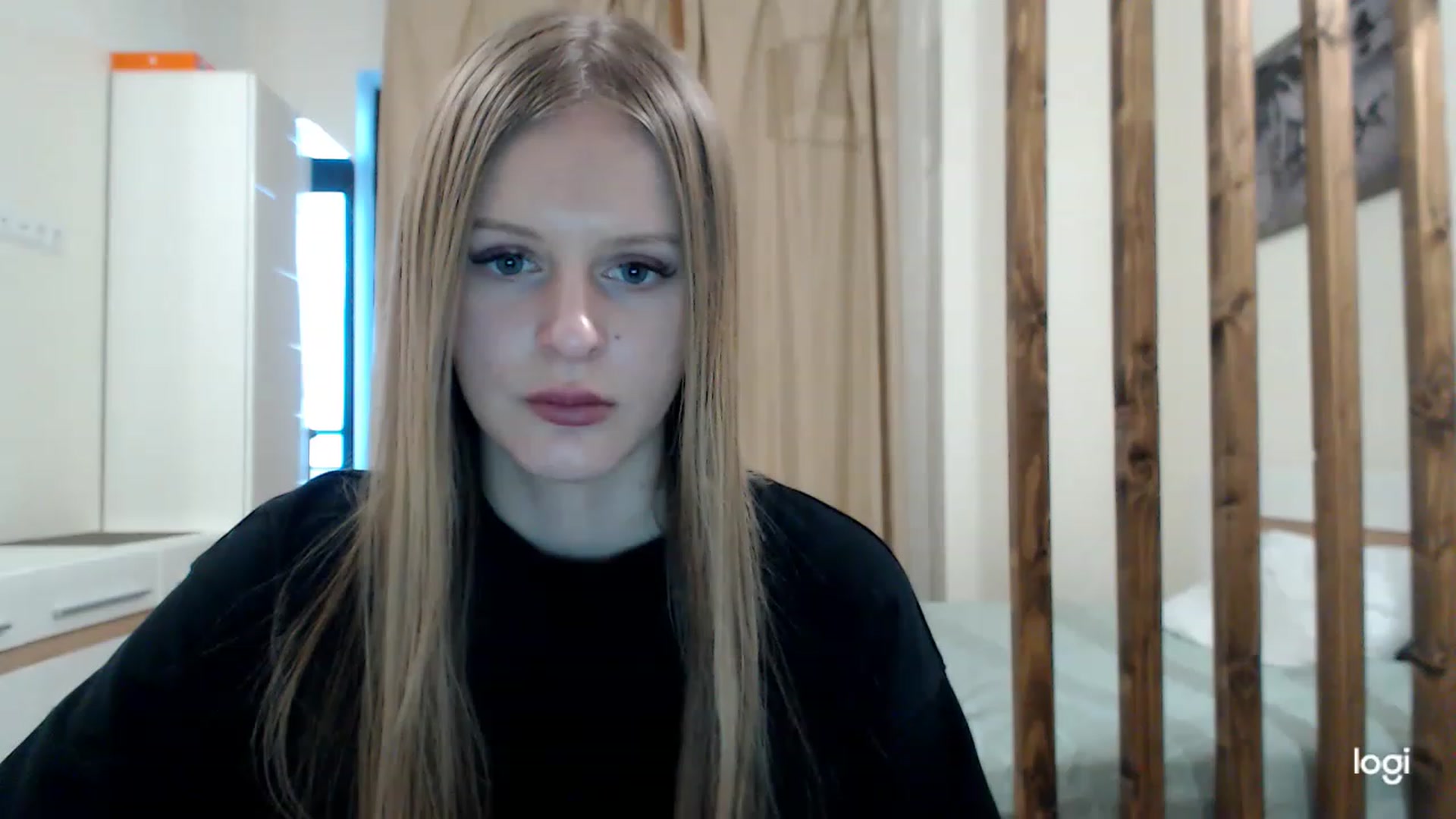 Gallery image thumbnail from MonicaBlondie's myfreecams stream on, 03/05/2023, 15:44 image 19 of 20