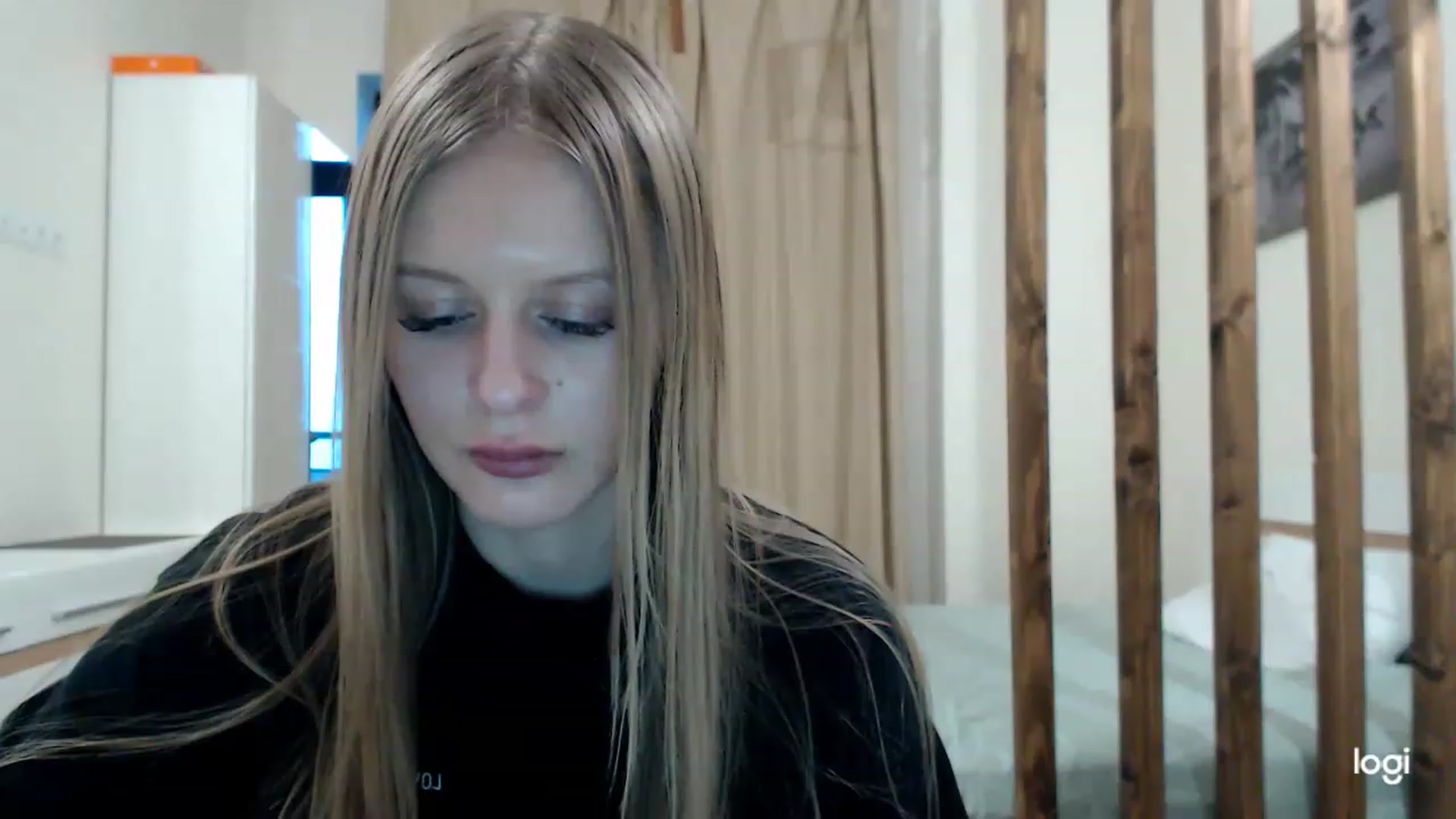 Gallery image thumbnail from MonicaBlondie's myfreecams stream on, 03/05/2023, 16:10 image 2 of 20