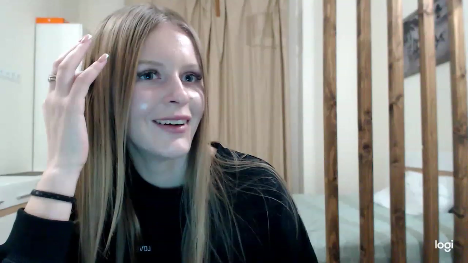 Gallery image thumbnail from MonicaBlondie's myfreecams stream on, 03/05/2023, 16:10 image 10 of 20