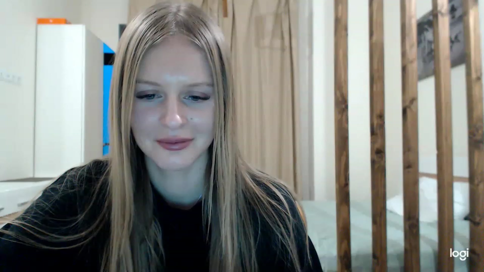Gallery image thumbnail from MonicaBlondie's myfreecams stream on, 03/05/2023, 16:10 image 17 of 20