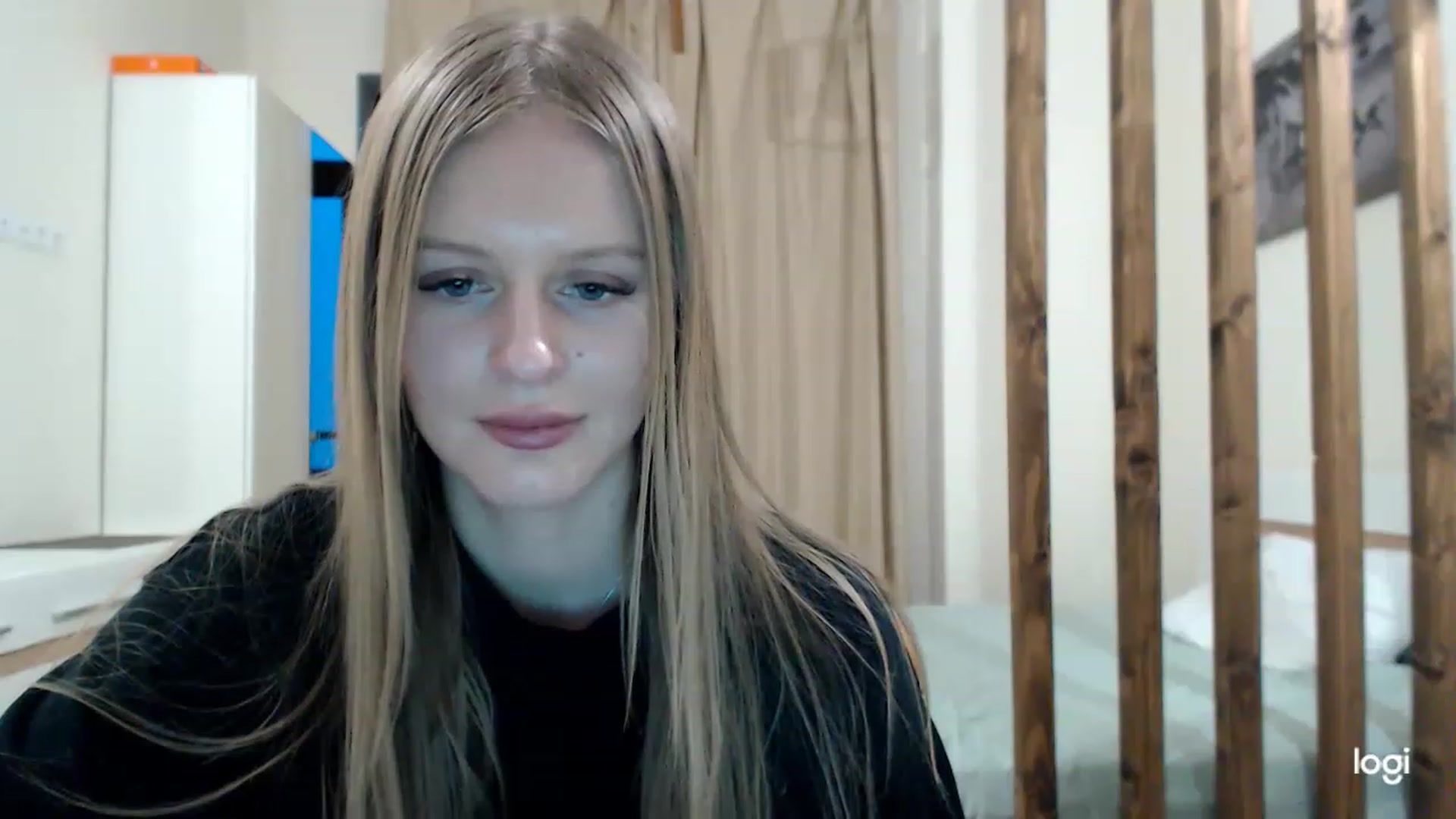 Gallery image thumbnail from MonicaBlondie's myfreecams stream on, 03/05/2023, 16:10 image 18 of 20