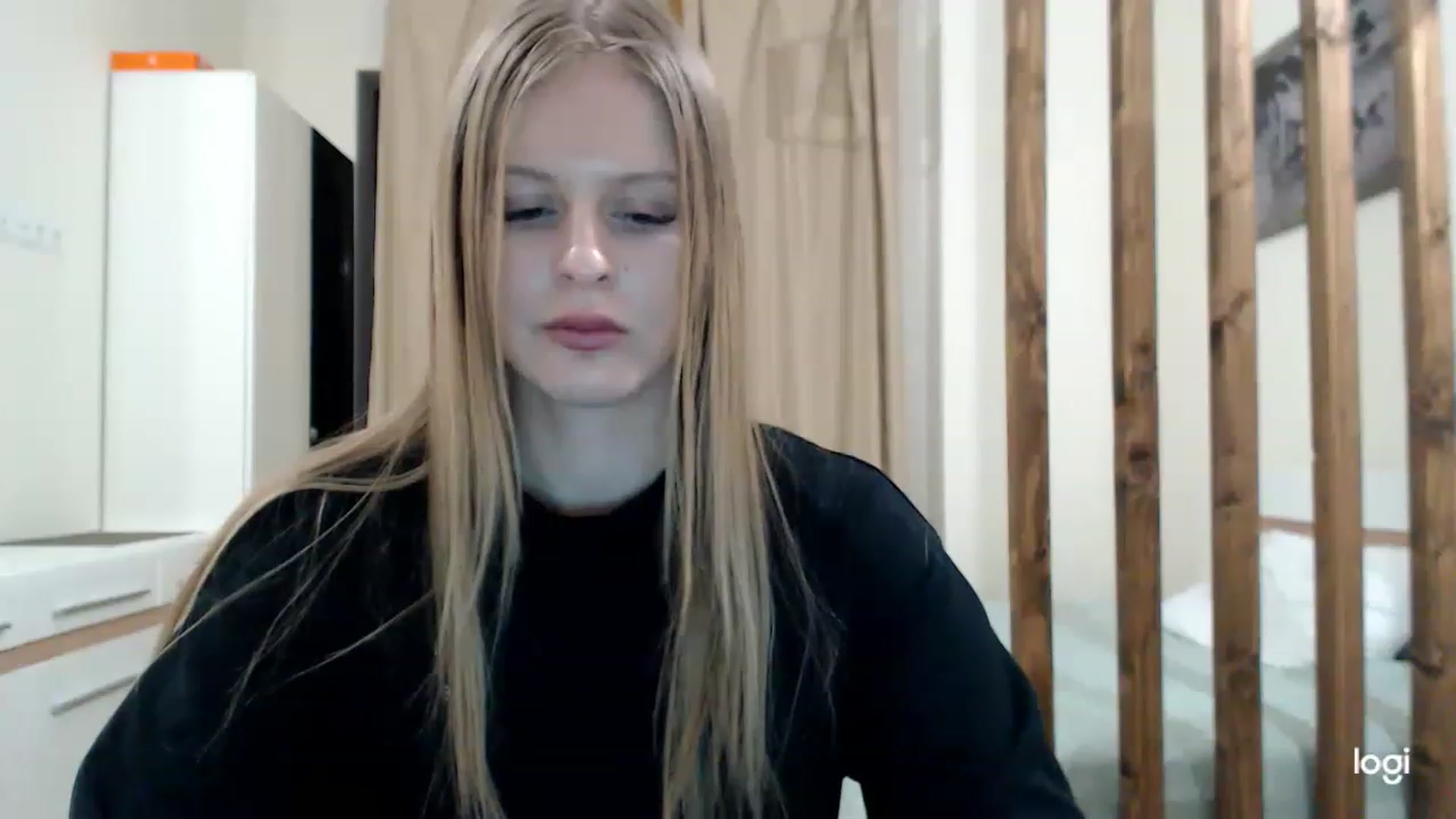 Gallery image thumbnail from MonicaBlondie's myfreecams stream on, 03/05/2023, 18:03 image 11 of 20