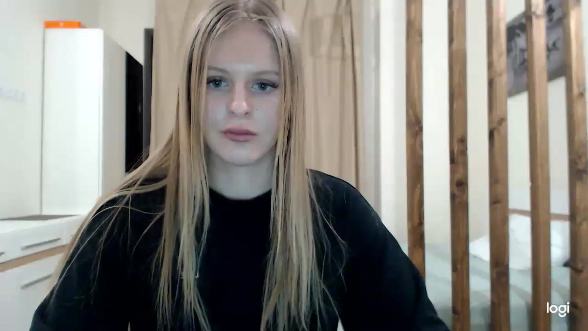 Gallery image thumbnail from MonicaBlondie's myfreecams stream on, 03/05/2023, 18:03 image 7 of 20