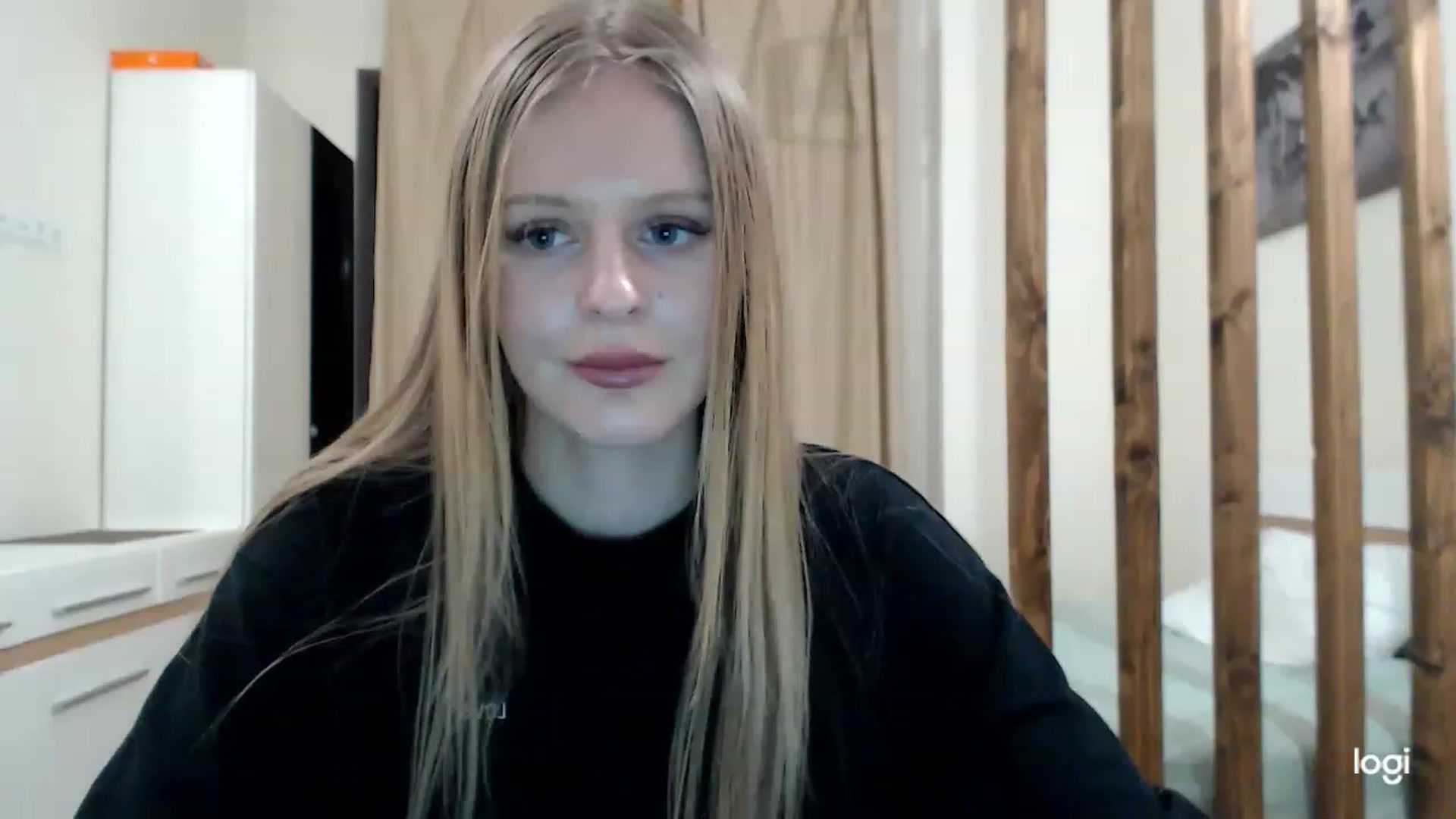 Gallery image thumbnail from MonicaBlondie's myfreecams stream on, 03/05/2023, 18:03 image 1 of 20