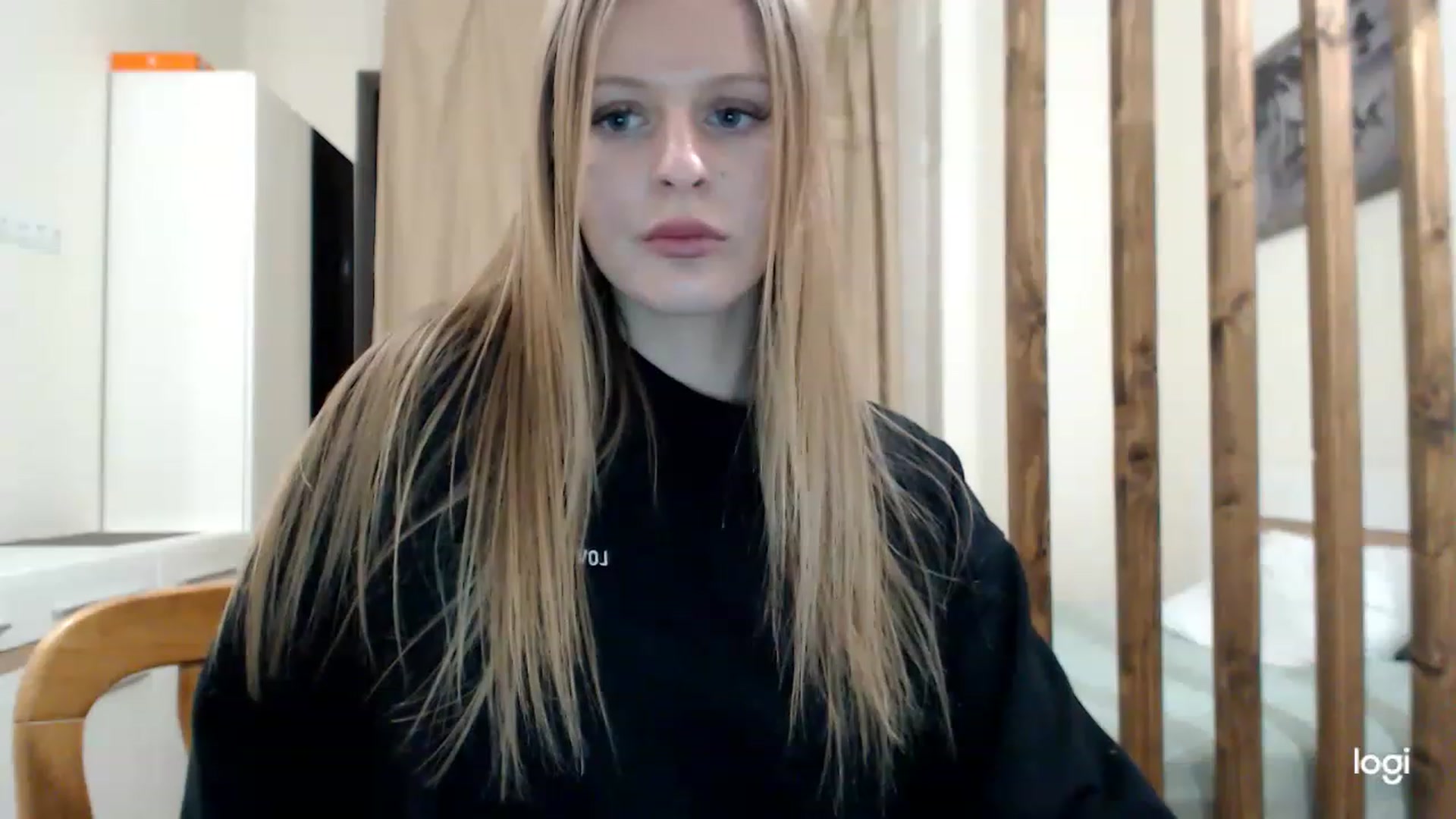 Gallery image thumbnail from MonicaBlondie's myfreecams stream on, 03/05/2023, 18:03 image 14 of 20