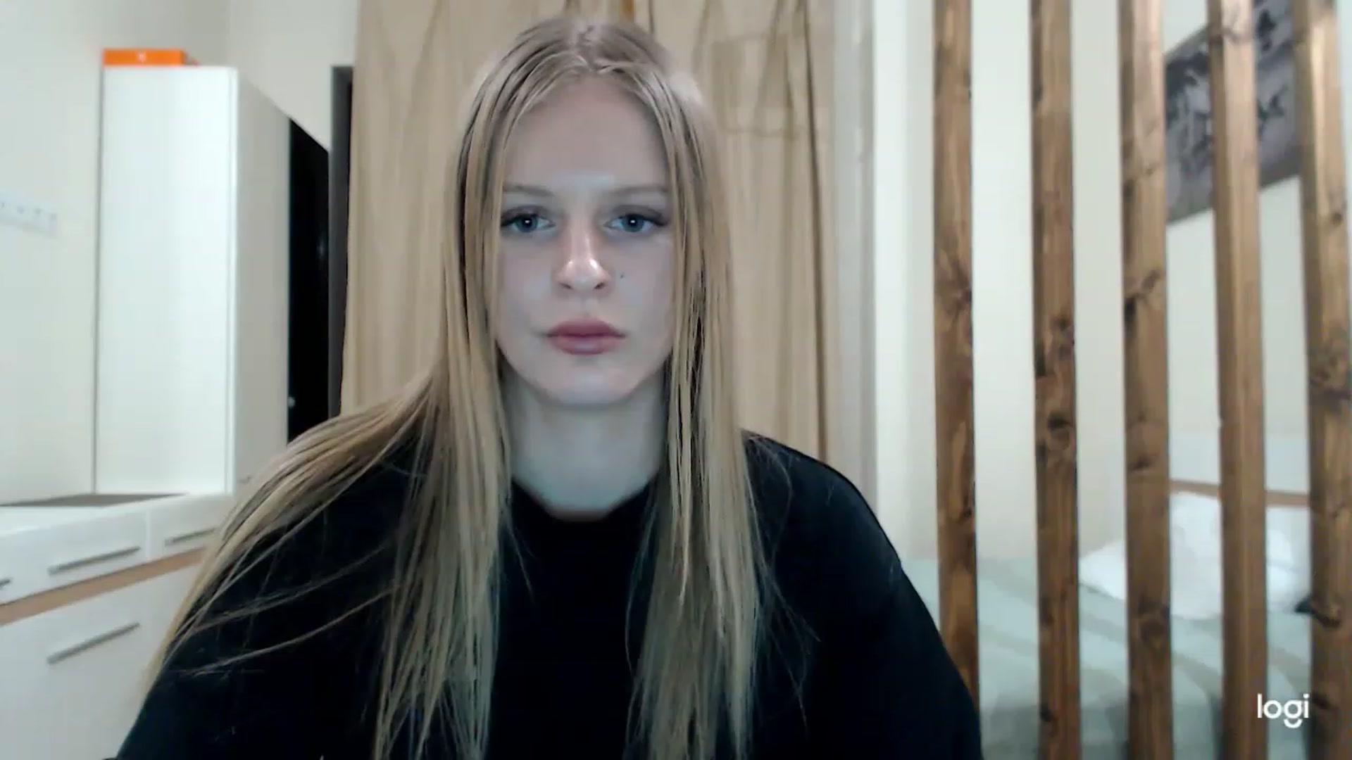 Gallery image thumbnail from MonicaBlondie's myfreecams stream on, 03/05/2023, 18:03 image 12 of 20