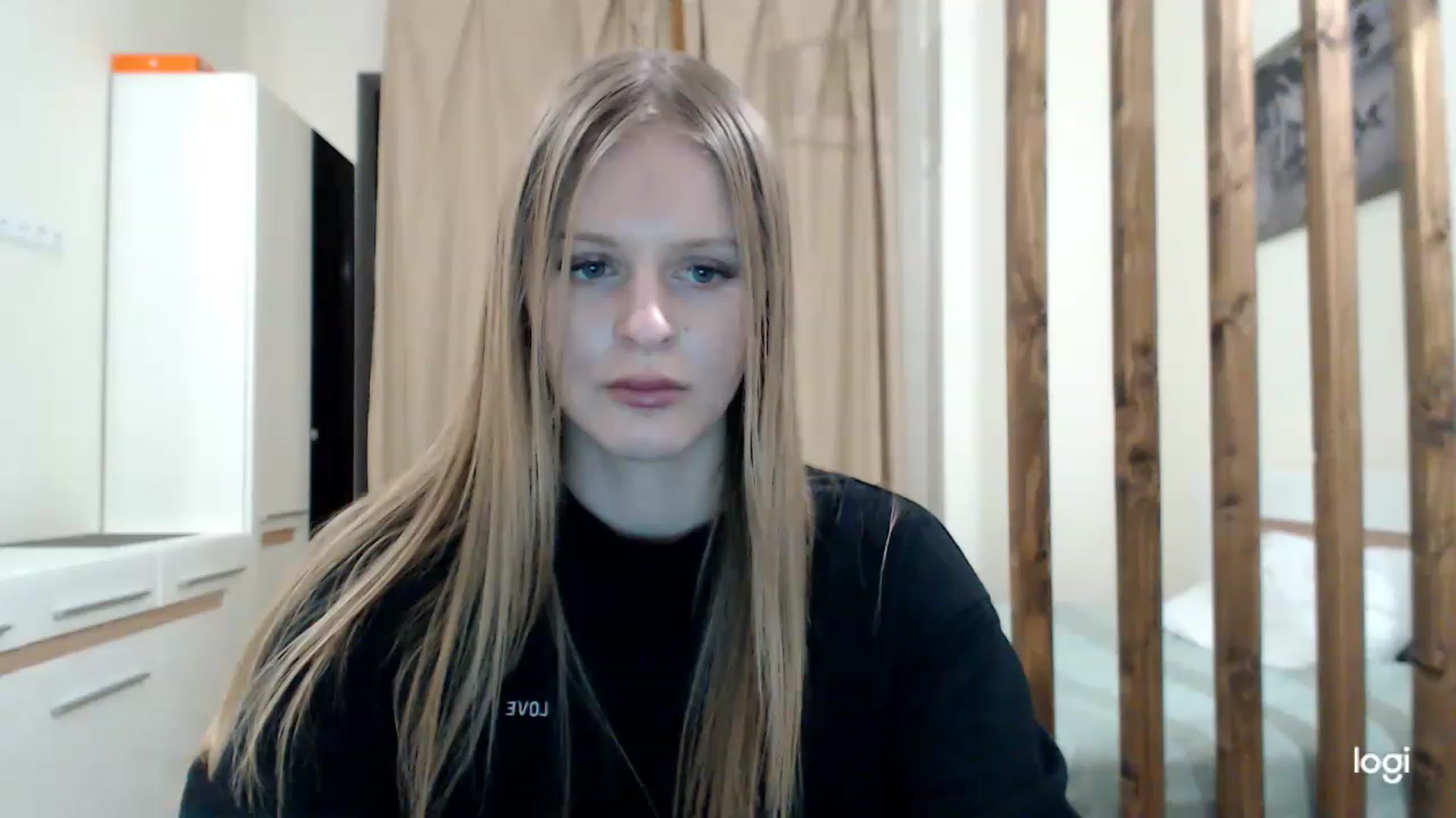 Gallery image thumbnail from MonicaBlondie's myfreecams stream on, 03/05/2023, 18:56 image 9 of 20