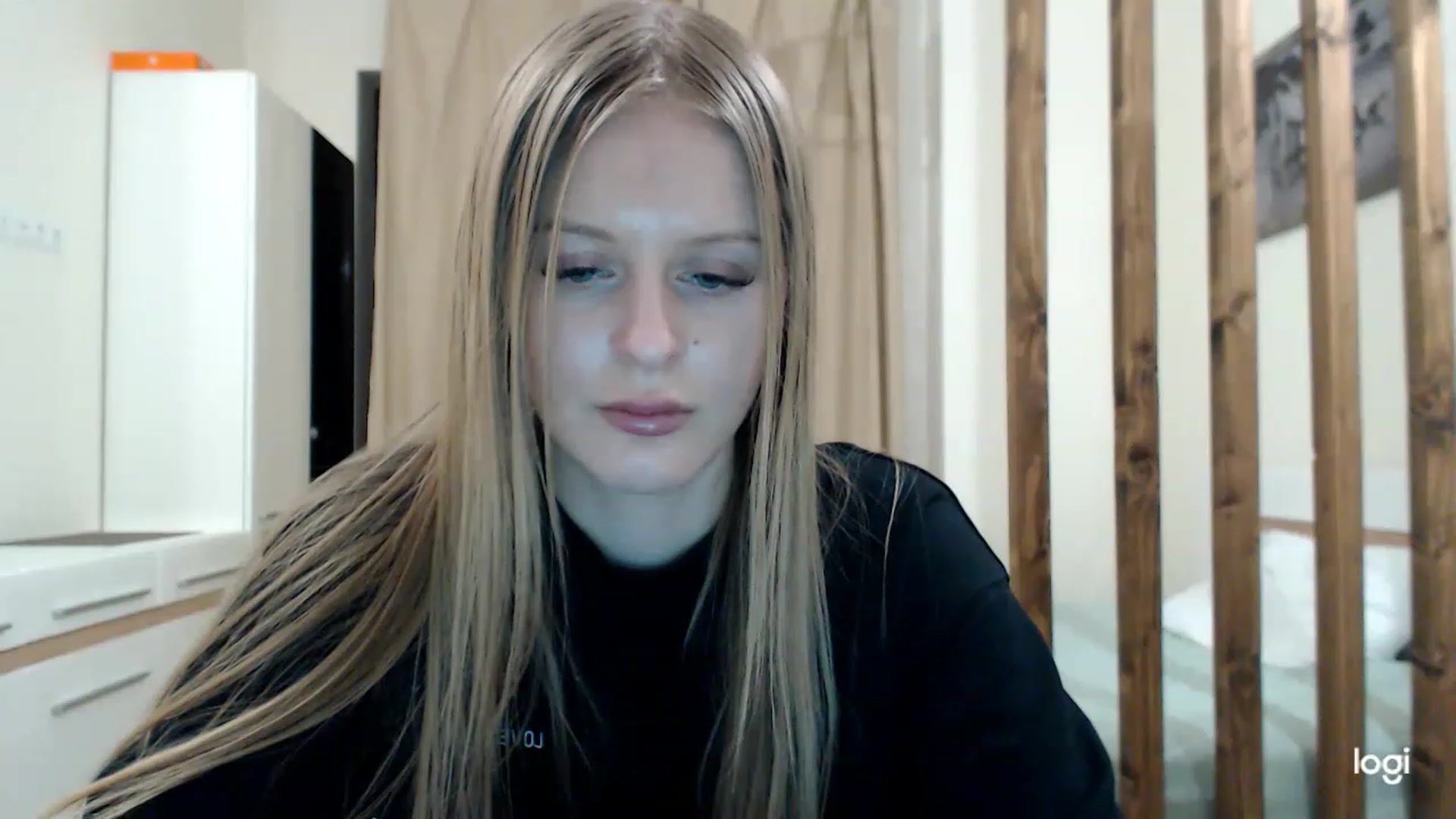 Gallery image thumbnail from MonicaBlondie's myfreecams stream on, 03/05/2023, 18:56 image 17 of 20