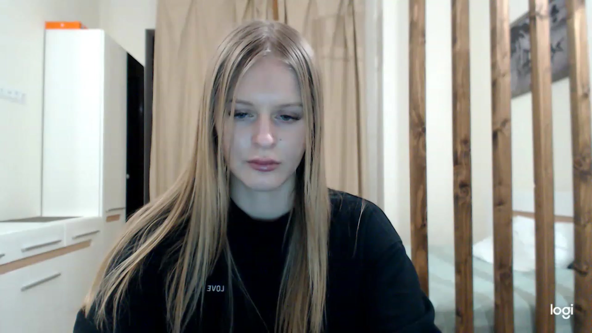 Gallery image thumbnail from MonicaBlondie's myfreecams stream on, 03/05/2023, 18:56 image 10 of 20