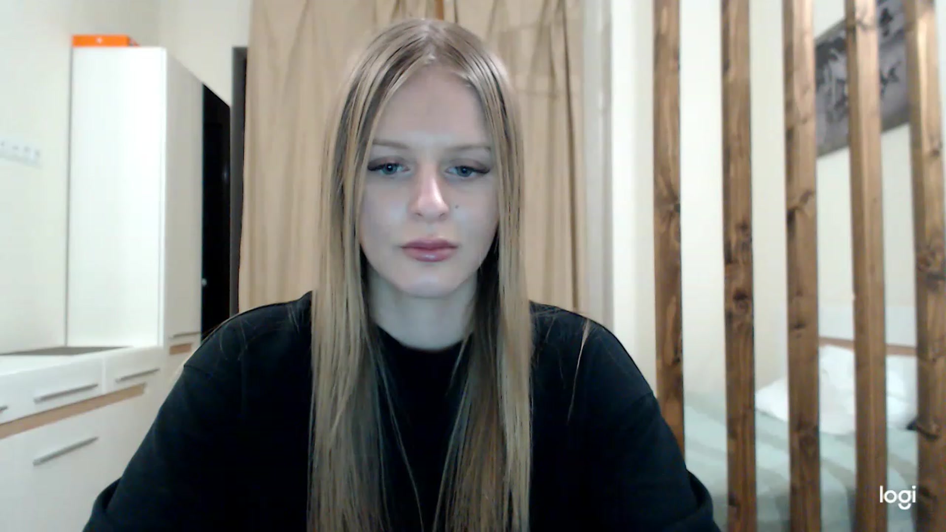 Gallery image thumbnail from MonicaBlondie's myfreecams stream on, 03/05/2023, 18:56 image 7 of 20
