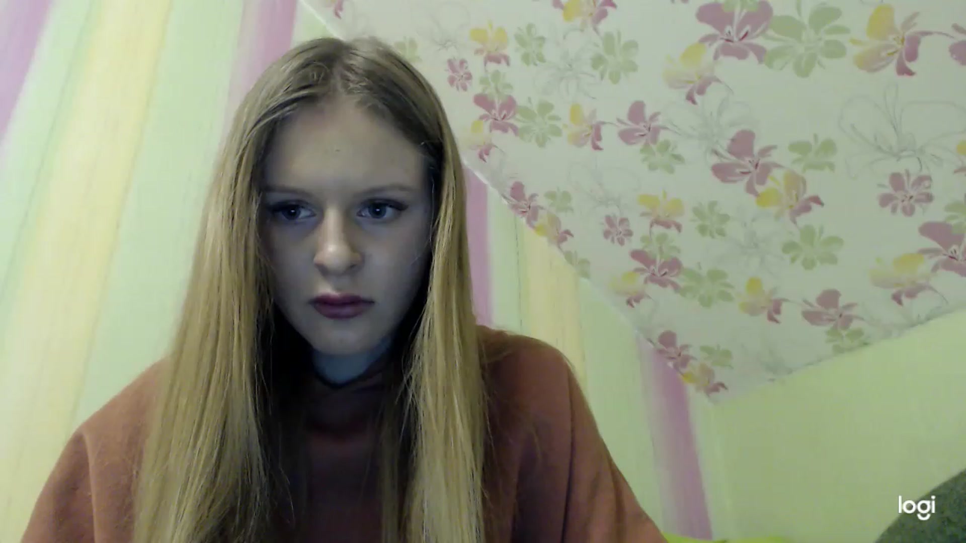 Gallery image thumbnail from MonicaBlondie's myfreecams stream on, 03/07/2023, 21:47 image 12 of 20