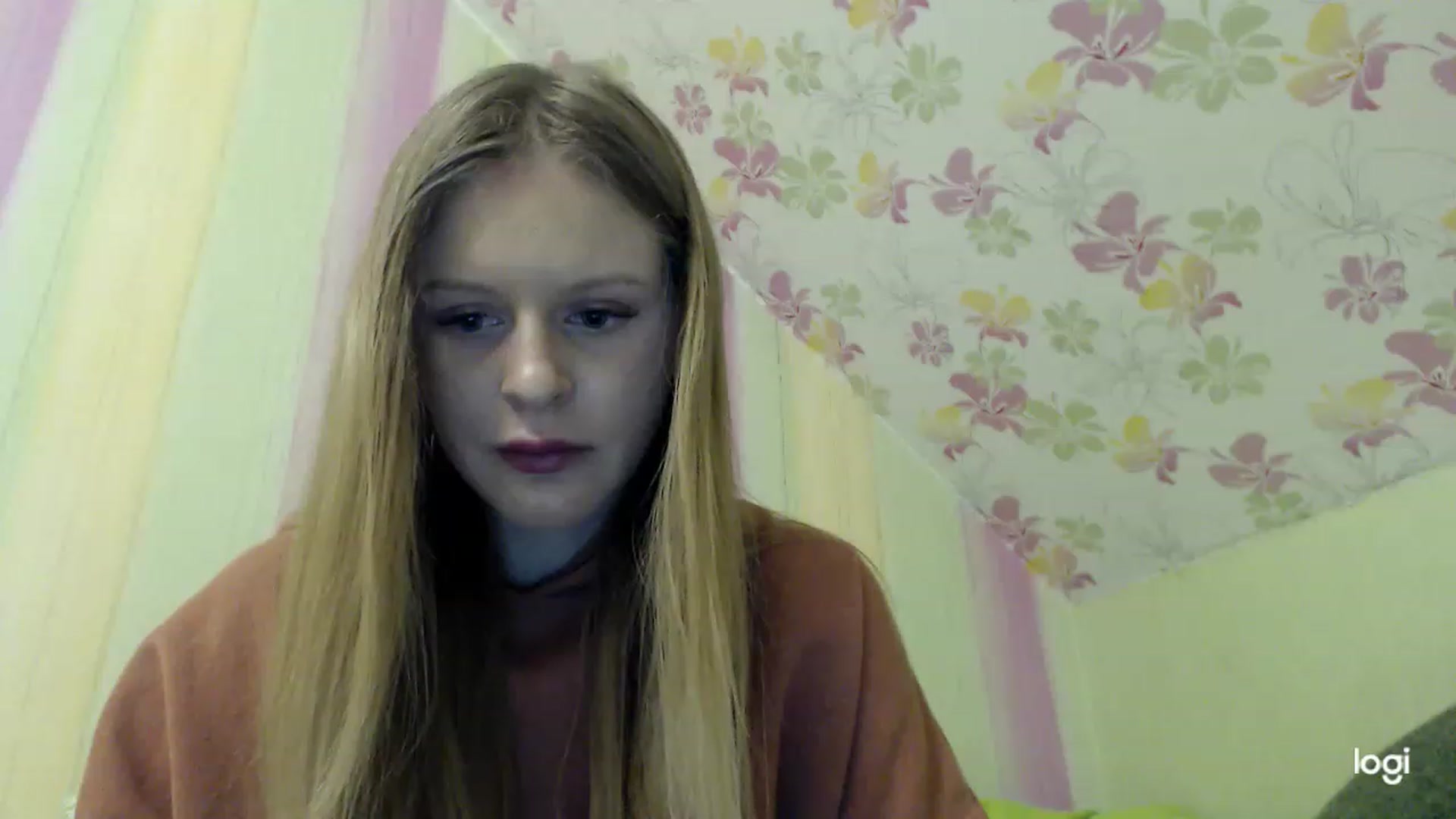 Gallery image thumbnail from MonicaBlondie's myfreecams stream on, 03/07/2023, 21:47 image 19 of 20