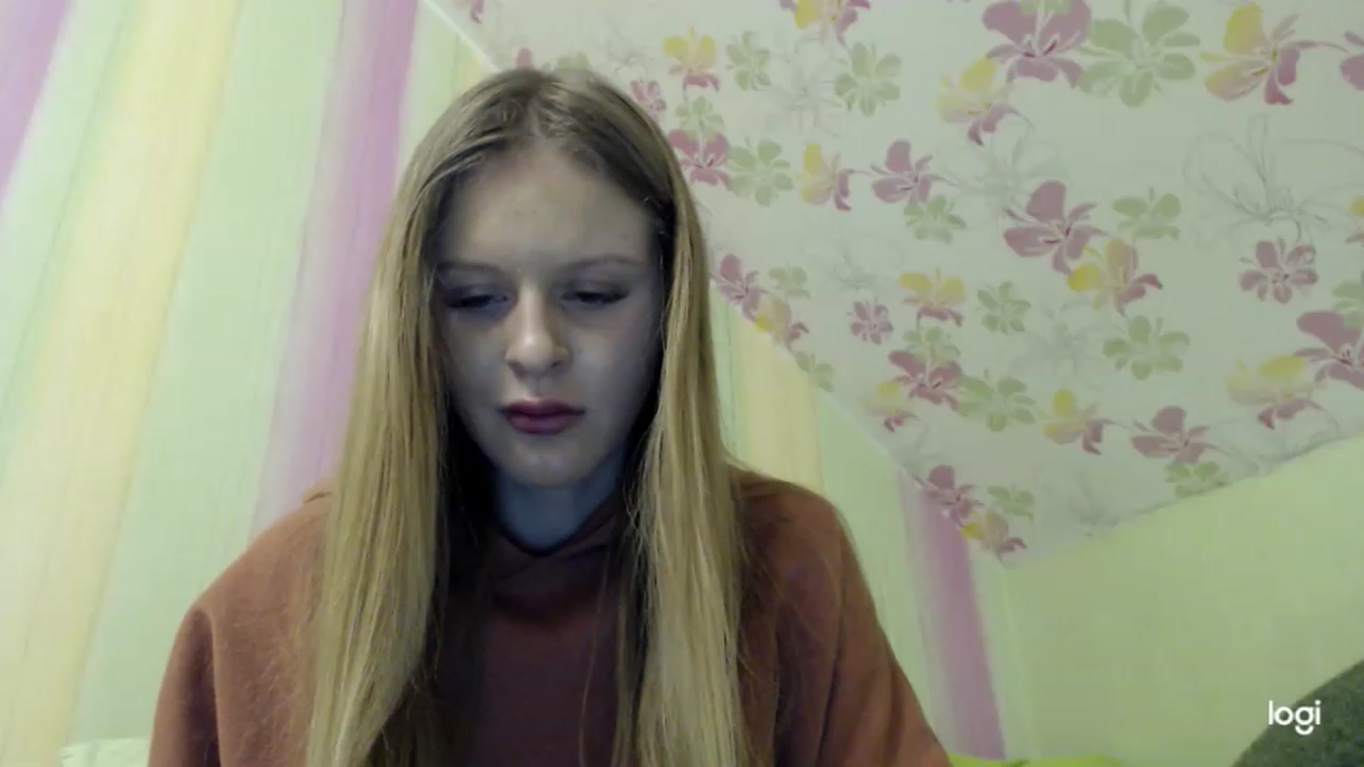 Gallery image thumbnail from MonicaBlondie's myfreecams stream on, 03/07/2023, 21:47 image 11 of 20