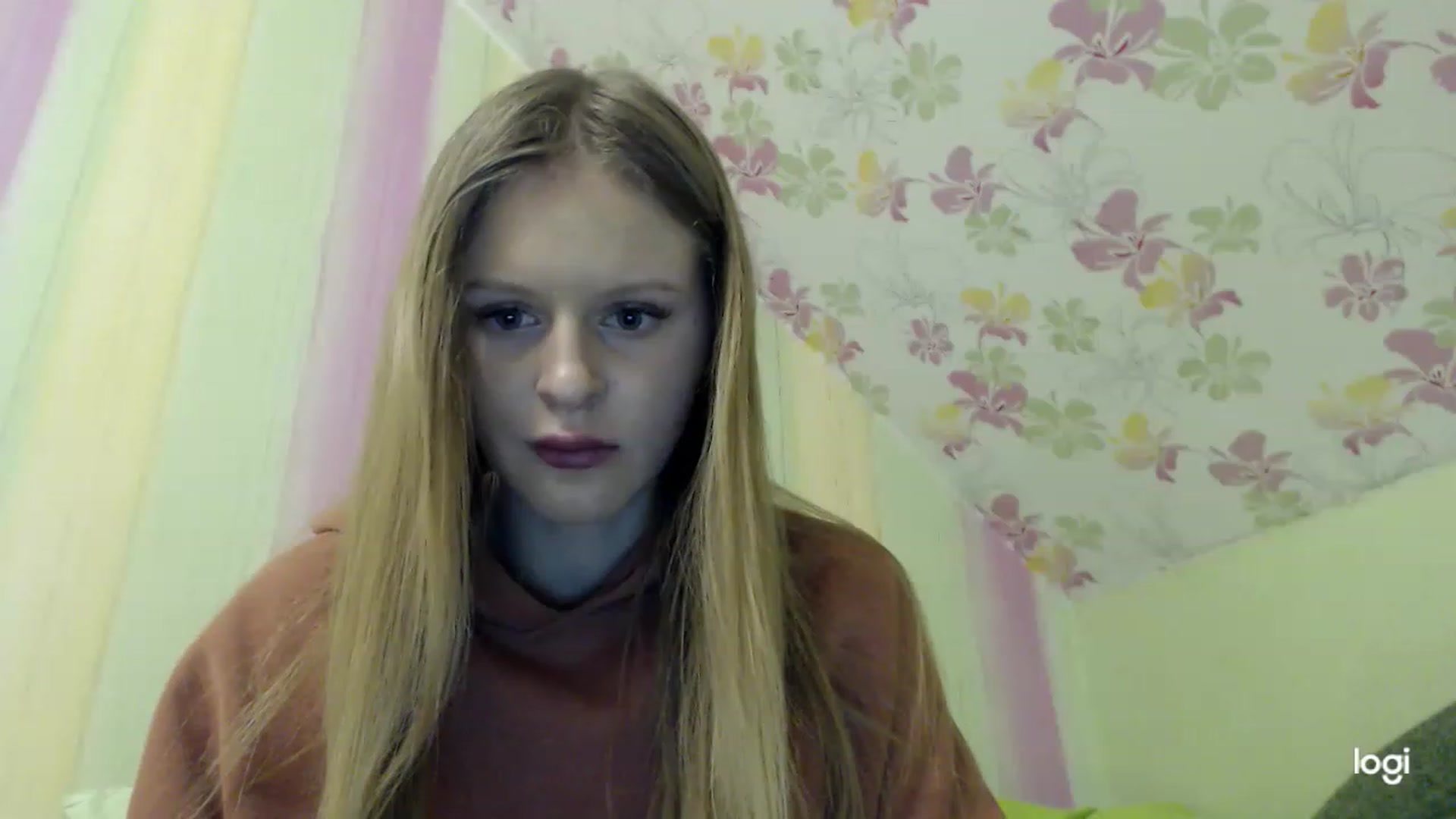 Gallery image thumbnail from MonicaBlondie's myfreecams stream on, 03/07/2023, 21:47 image 9 of 20