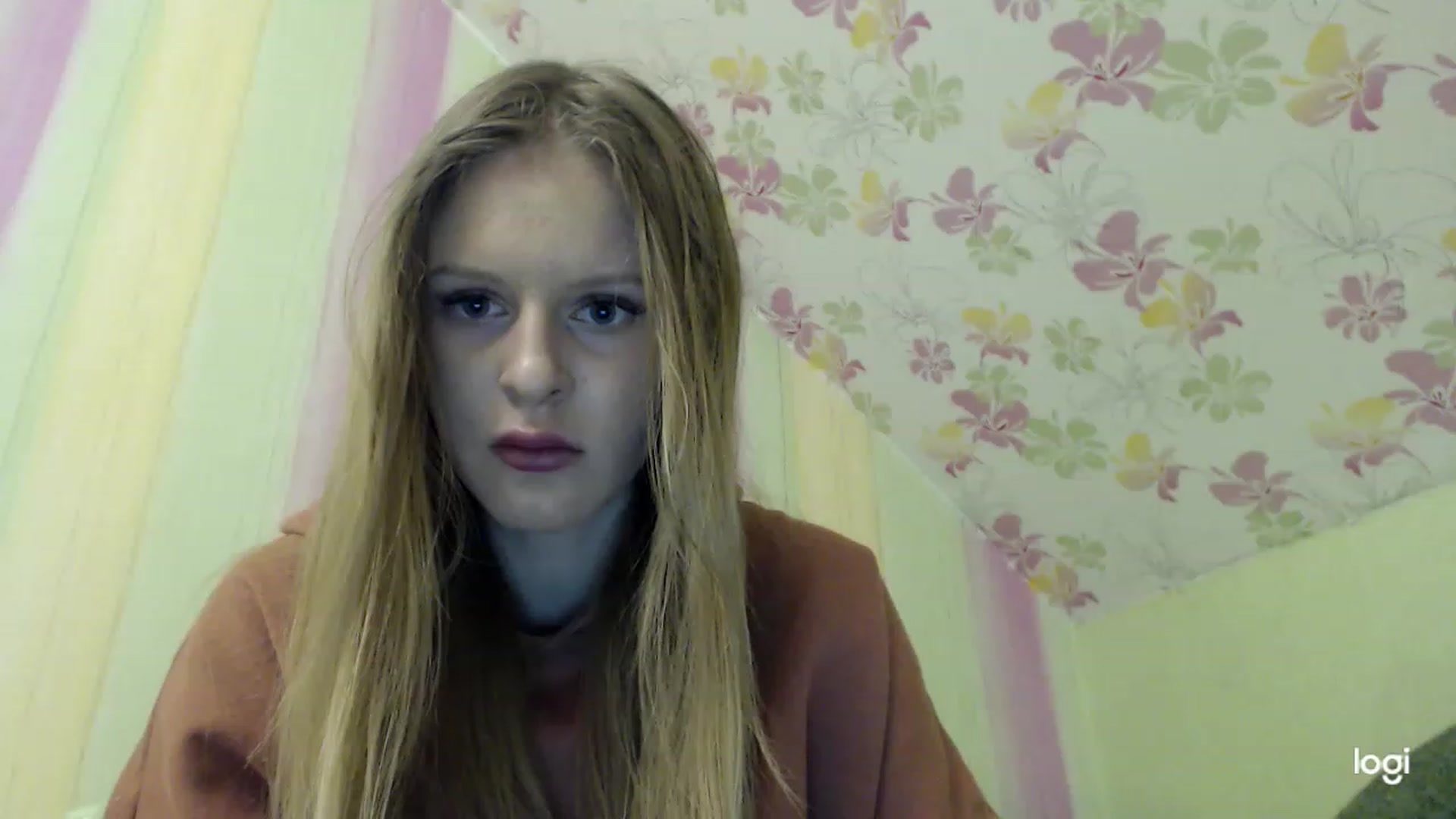Gallery image thumbnail from MonicaBlondie's myfreecams stream on, 03/07/2023, 21:47 image 2 of 20