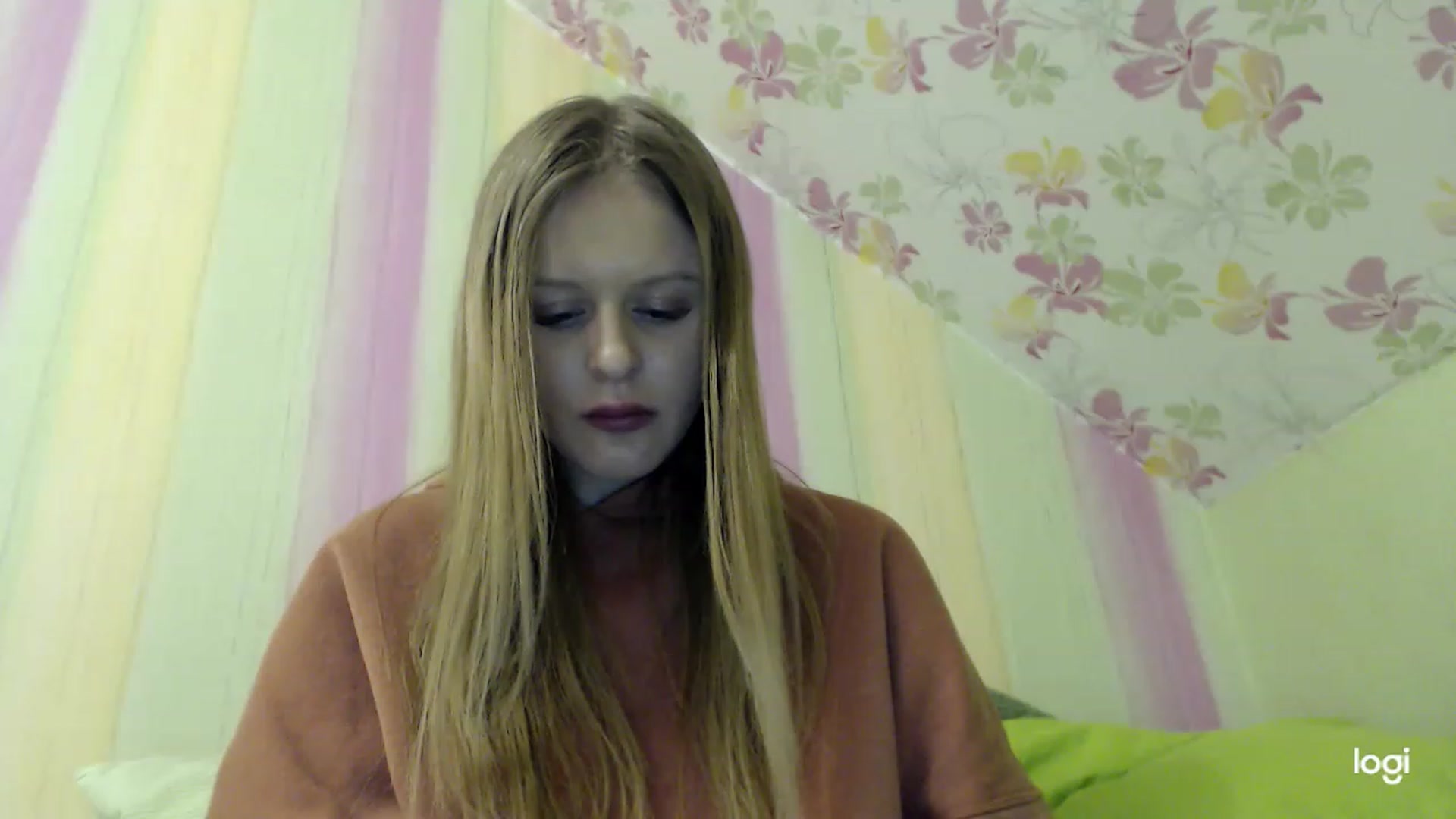 Gallery image thumbnail from MonicaBlondie's myfreecams stream on, 03/07/2023, 23:00 image 15 of 20