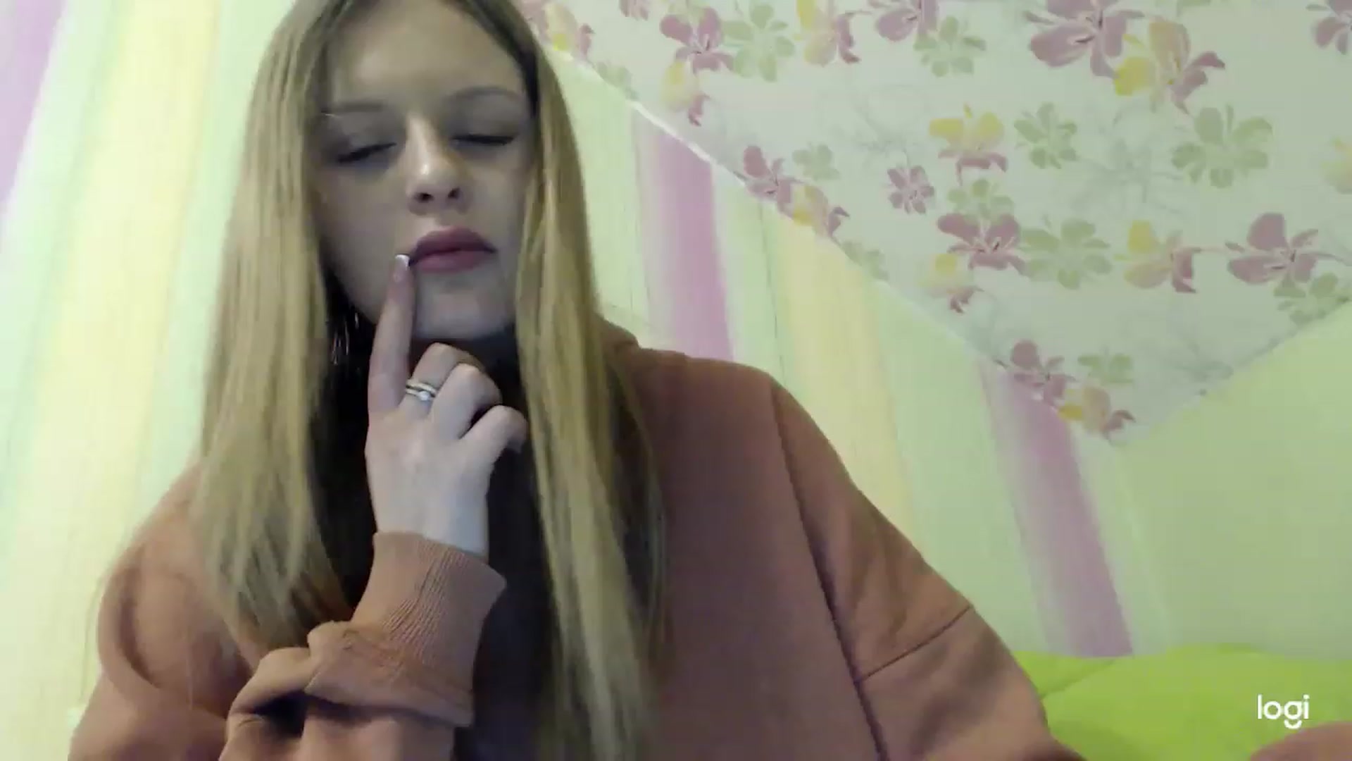 Gallery image thumbnail from MonicaBlondie's myfreecams stream on, 03/07/2023, 23:00 image 1 of 20