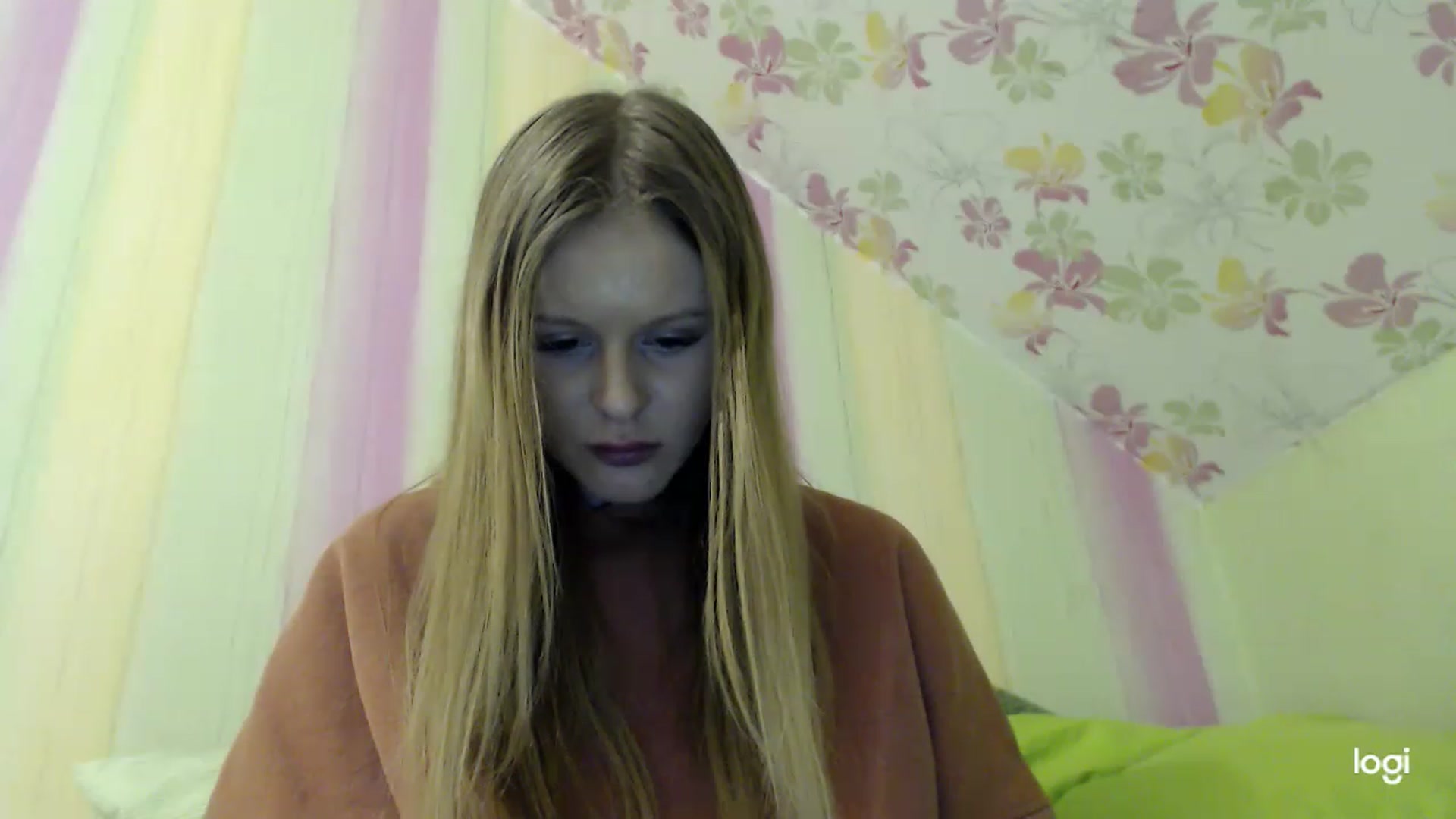 Gallery image thumbnail from MonicaBlondie's myfreecams stream on, 03/07/2023, 23:00 image 19 of 20