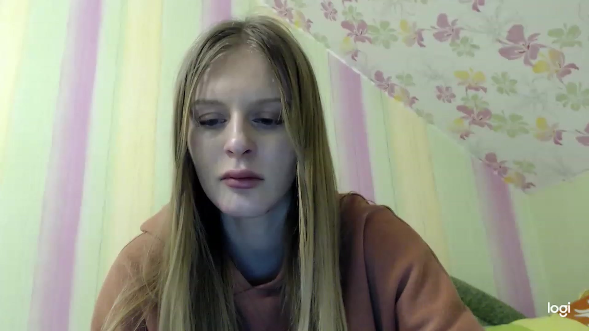 Gallery image thumbnail from MonicaBlondie's myfreecams stream on, 03/14/2023, 22:21 image 13 of 20