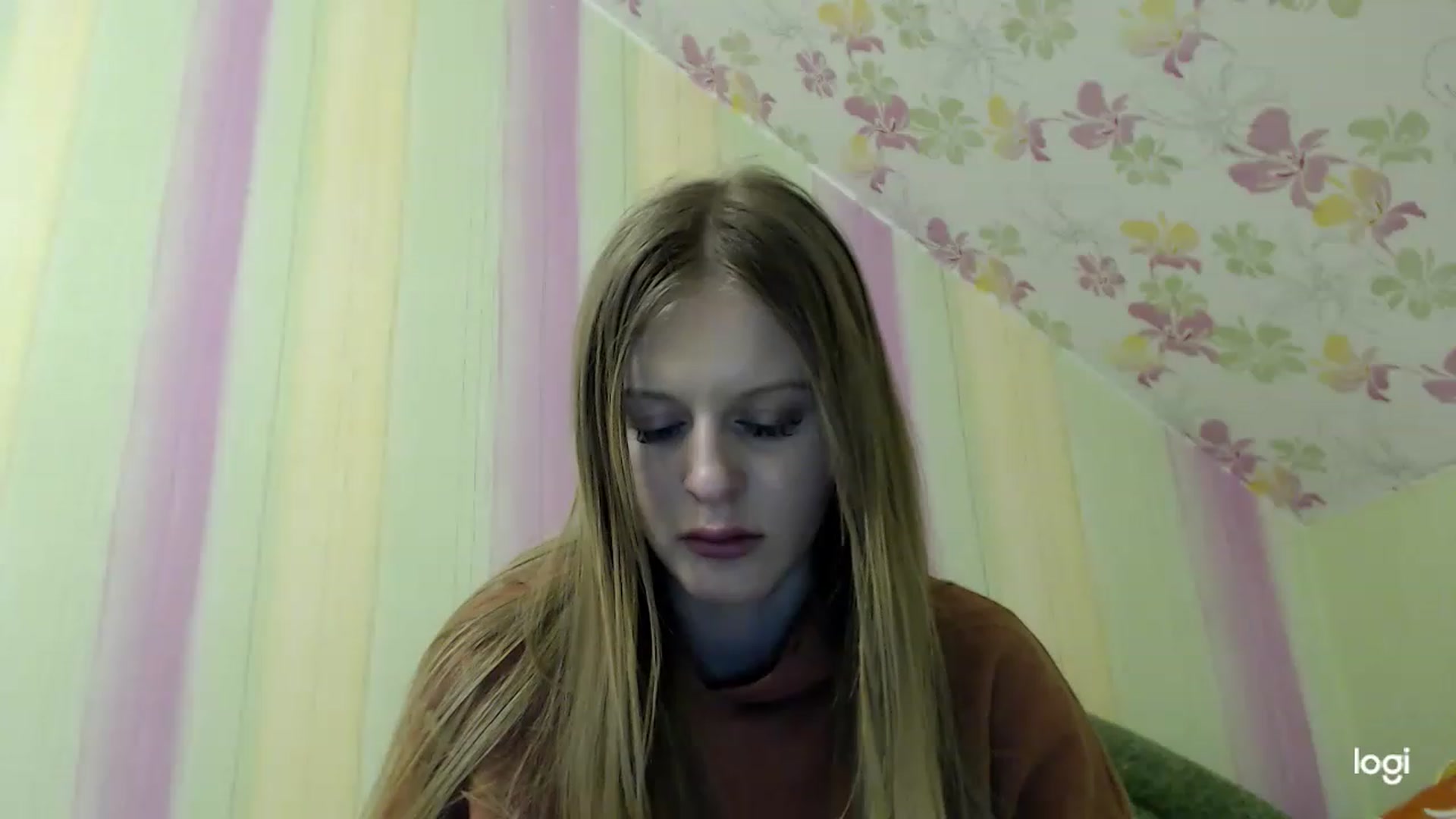 Gallery image thumbnail from MonicaBlondie's myfreecams stream on, 03/14/2023, 22:21 image 11 of 20