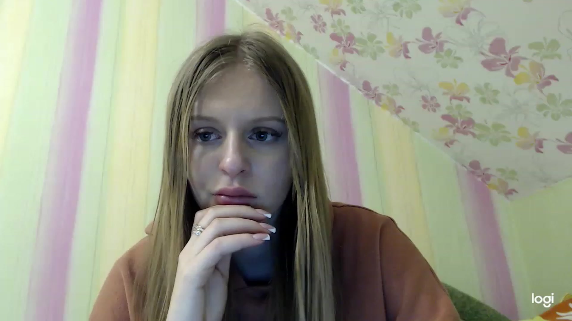 Gallery image thumbnail from MonicaBlondie's myfreecams stream on, 03/14/2023, 22:21 image 8 of 20
