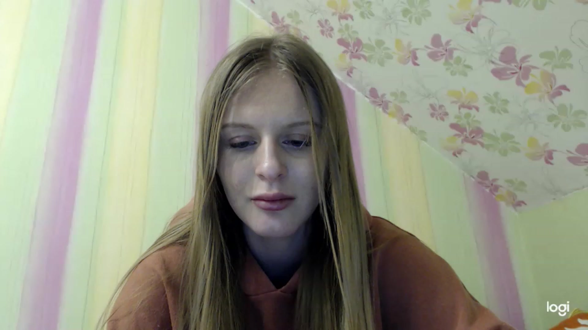 Gallery image thumbnail from MonicaBlondie's myfreecams stream on, 03/14/2023, 22:21 image 3 of 20