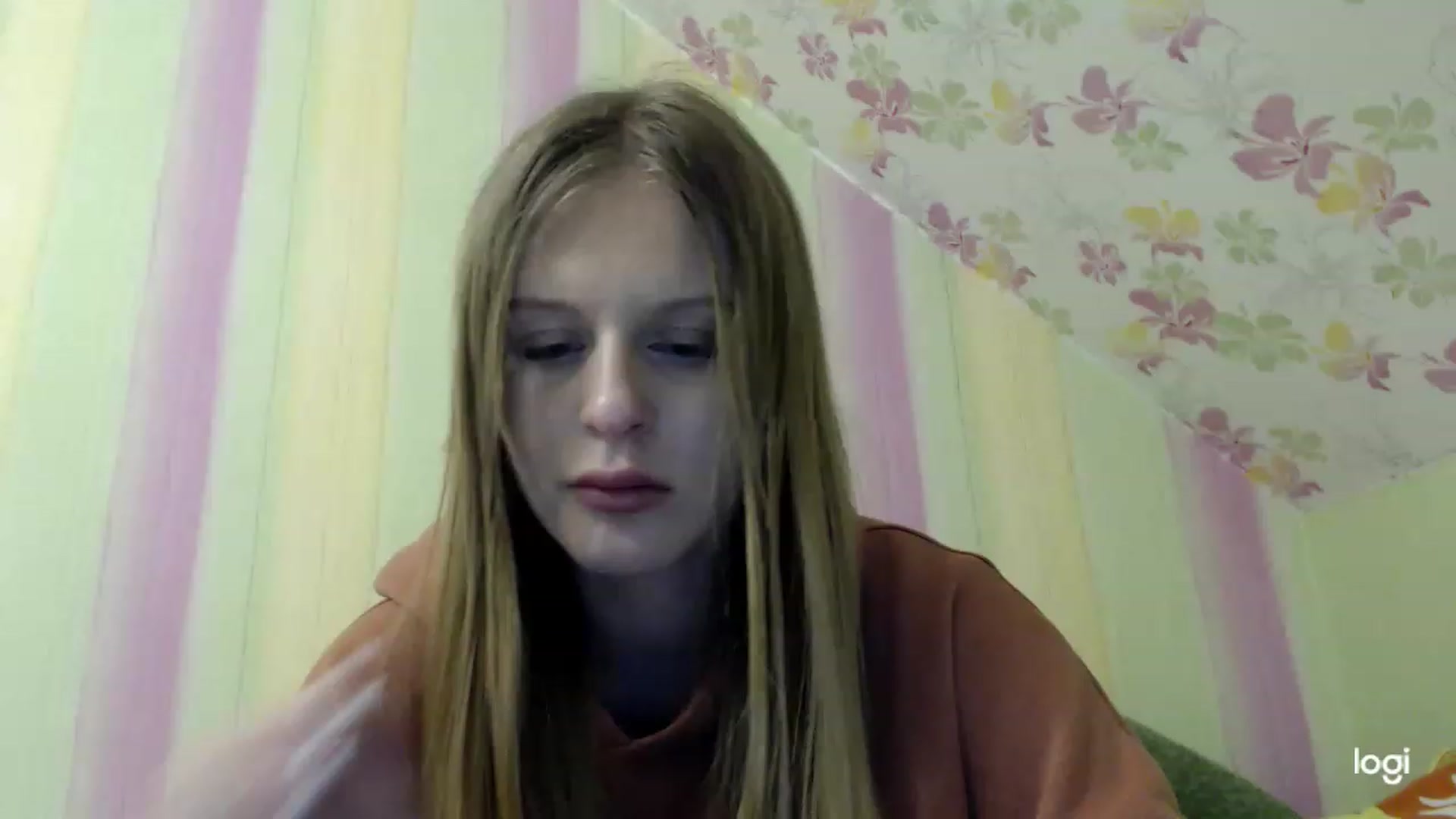 Gallery image thumbnail from MonicaBlondie's myfreecams stream on, 03/14/2023, 22:21 image 7 of 20