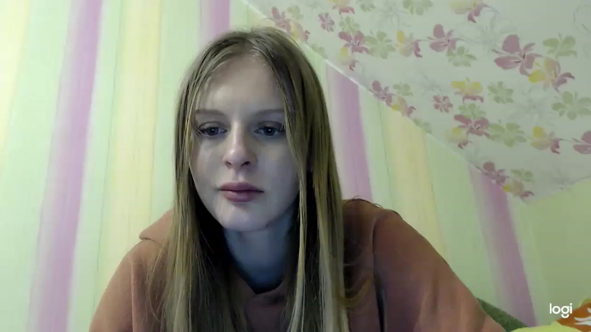 Gallery image thumbnail from MonicaBlondie's myfreecams stream on, 03/14/2023, 22:21 image 14 of 20