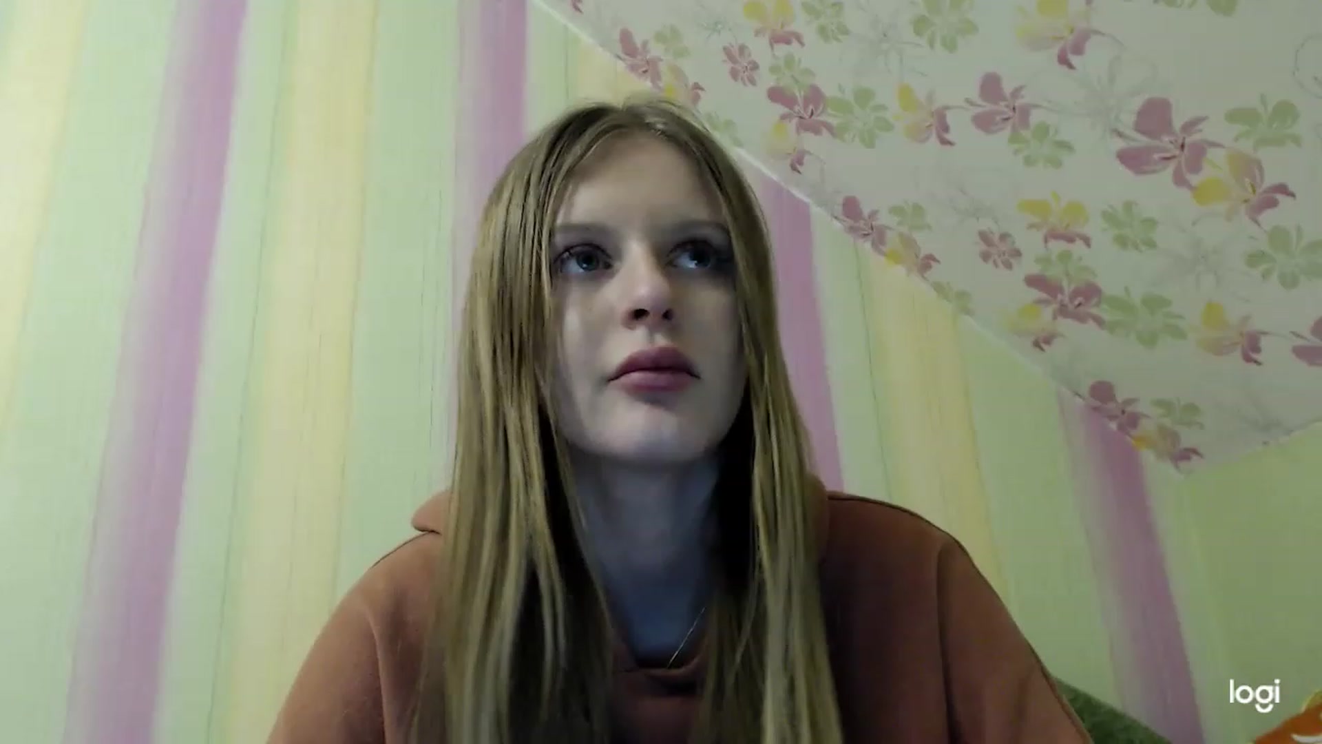 Gallery image thumbnail from MonicaBlondie's myfreecams stream on, 03/14/2023, 22:21 image 9 of 20