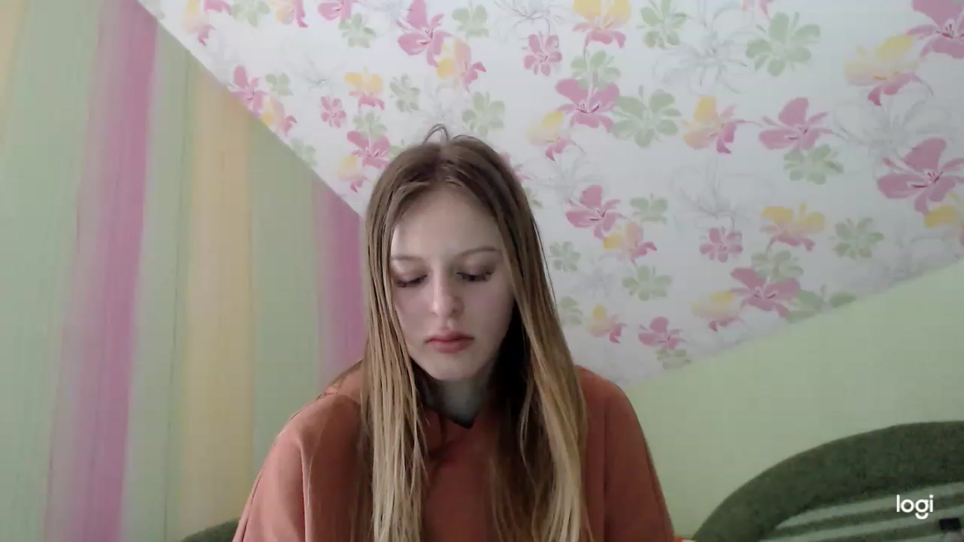 Gallery image thumbnail from MonicaBlondie's myfreecams stream on, 03/16/2023, 08:11 image 6 of 20