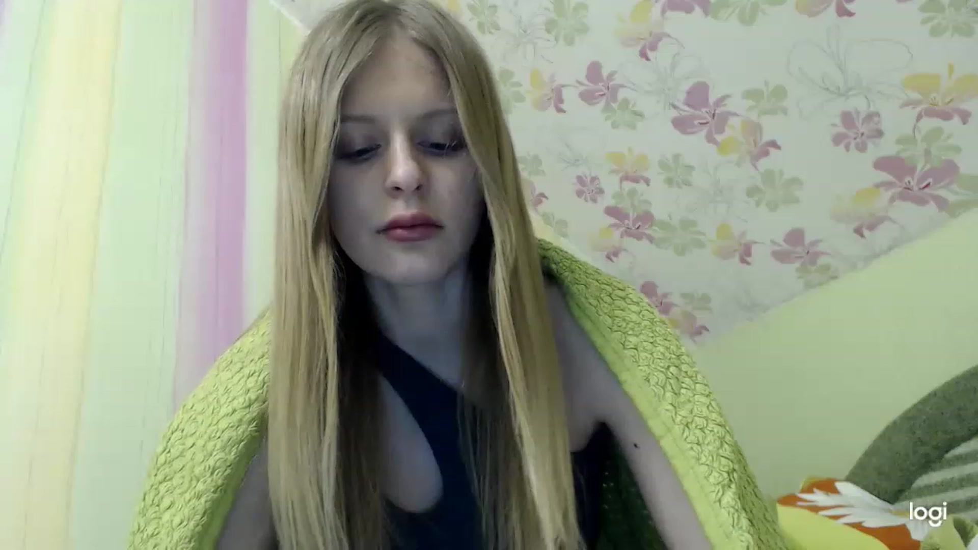 Gallery image thumbnail from MonicaBlondie's myfreecams stream on, 03/17/2023, 17:04 image 15 of 20