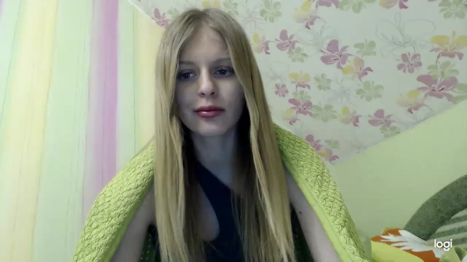 Gallery image thumbnail from MonicaBlondie's myfreecams stream on, 03/17/2023, 17:04 image 13 of 20