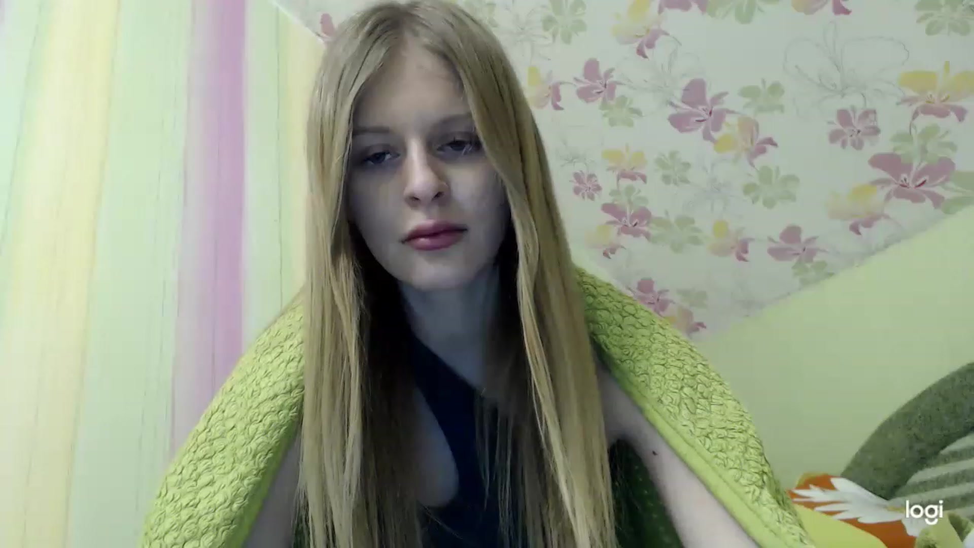 Gallery image thumbnail from MonicaBlondie's myfreecams stream on, 03/17/2023, 17:04 image 12 of 20