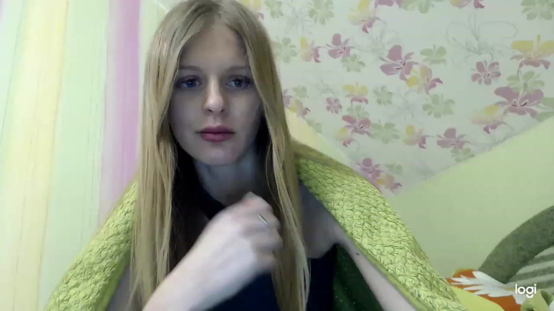 Gallery image thumbnail from MonicaBlondie's myfreecams stream on, 03/17/2023, 17:04 image 8 of 20