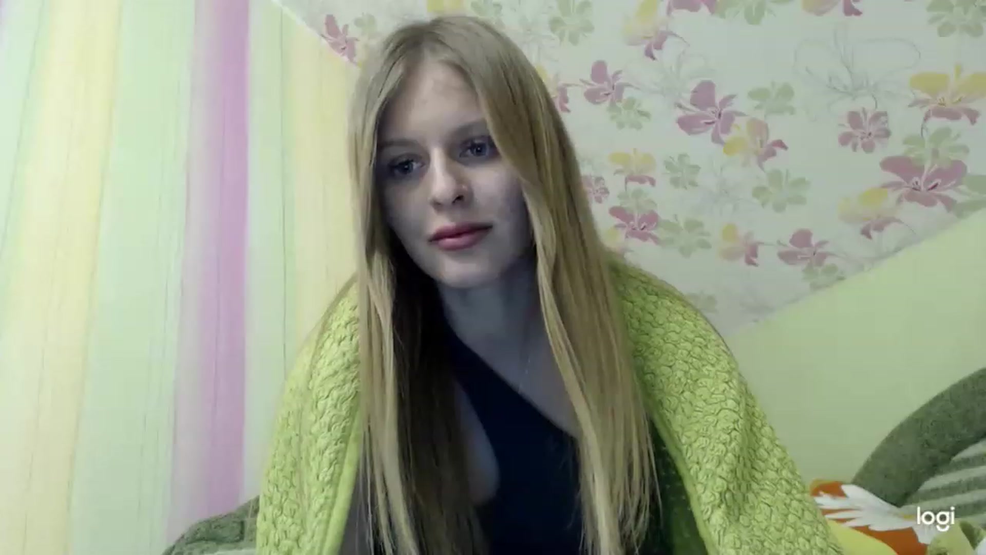 Gallery image thumbnail from MonicaBlondie's myfreecams stream on, 03/17/2023, 17:04 image 9 of 20