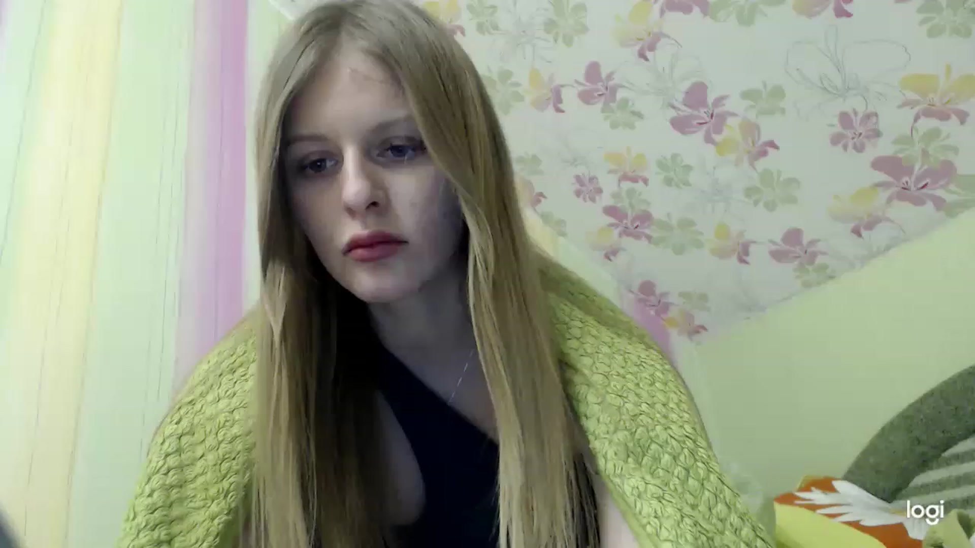 Gallery image thumbnail from MonicaBlondie's myfreecams stream on, 03/17/2023, 17:04 image 3 of 20