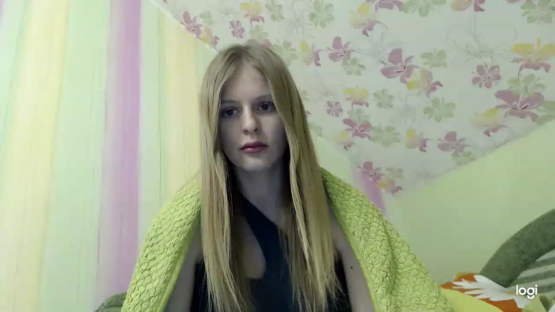Gallery image thumbnail from MonicaBlondie's myfreecams stream on, 03/17/2023, 17:04 image 14 of 20