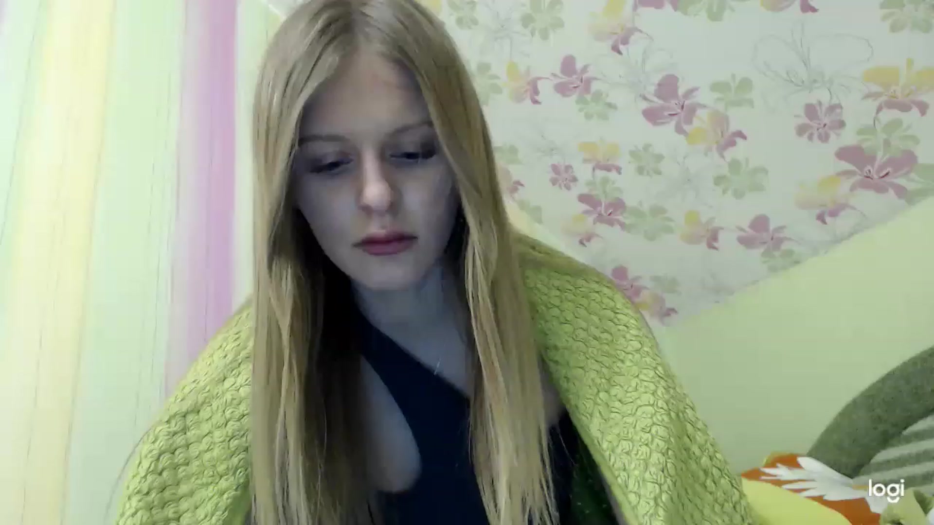 Gallery image thumbnail from MonicaBlondie's myfreecams stream on, 03/17/2023, 17:04 image 5 of 20