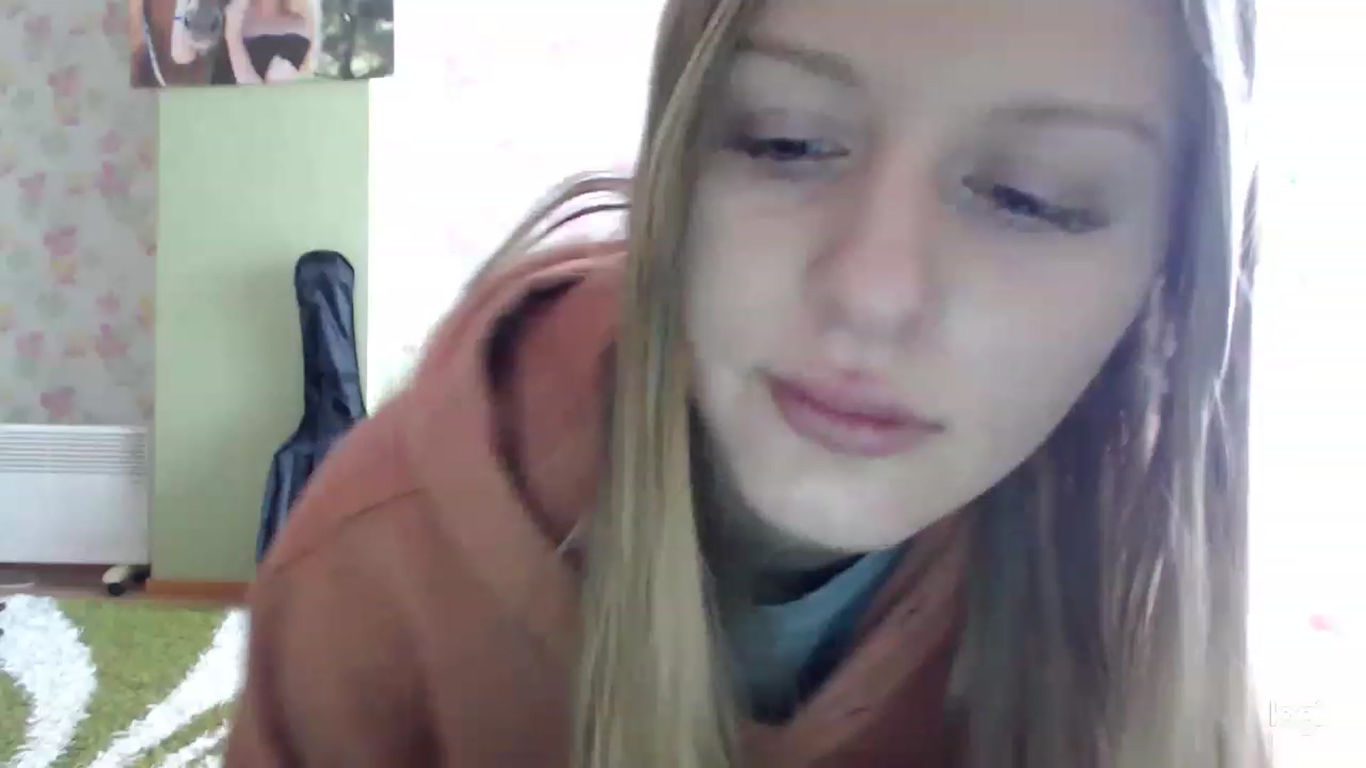 Gallery image thumbnail from MonicaBlondie's myfreecams stream on, 03/19/2023, 11:55 image 5 of 20