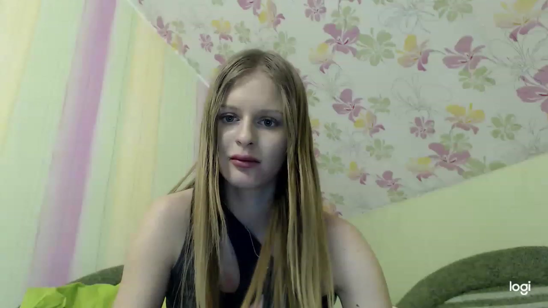 Gallery image thumbnail from MonicaBlondie's myfreecams stream on, 03/19/2023, 21:01 image 6 of 20