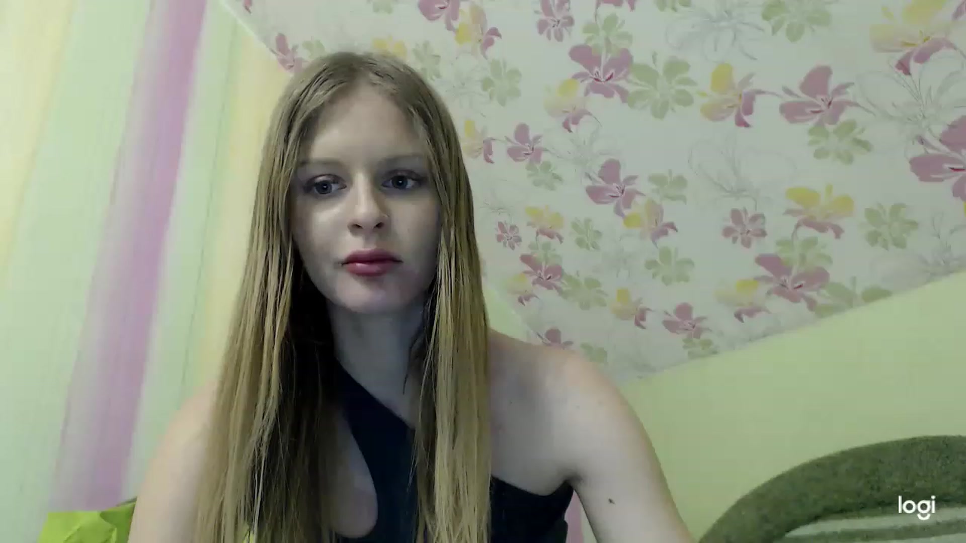 Gallery image thumbnail from MonicaBlondie's myfreecams stream on, 03/19/2023, 21:01 image 2 of 20