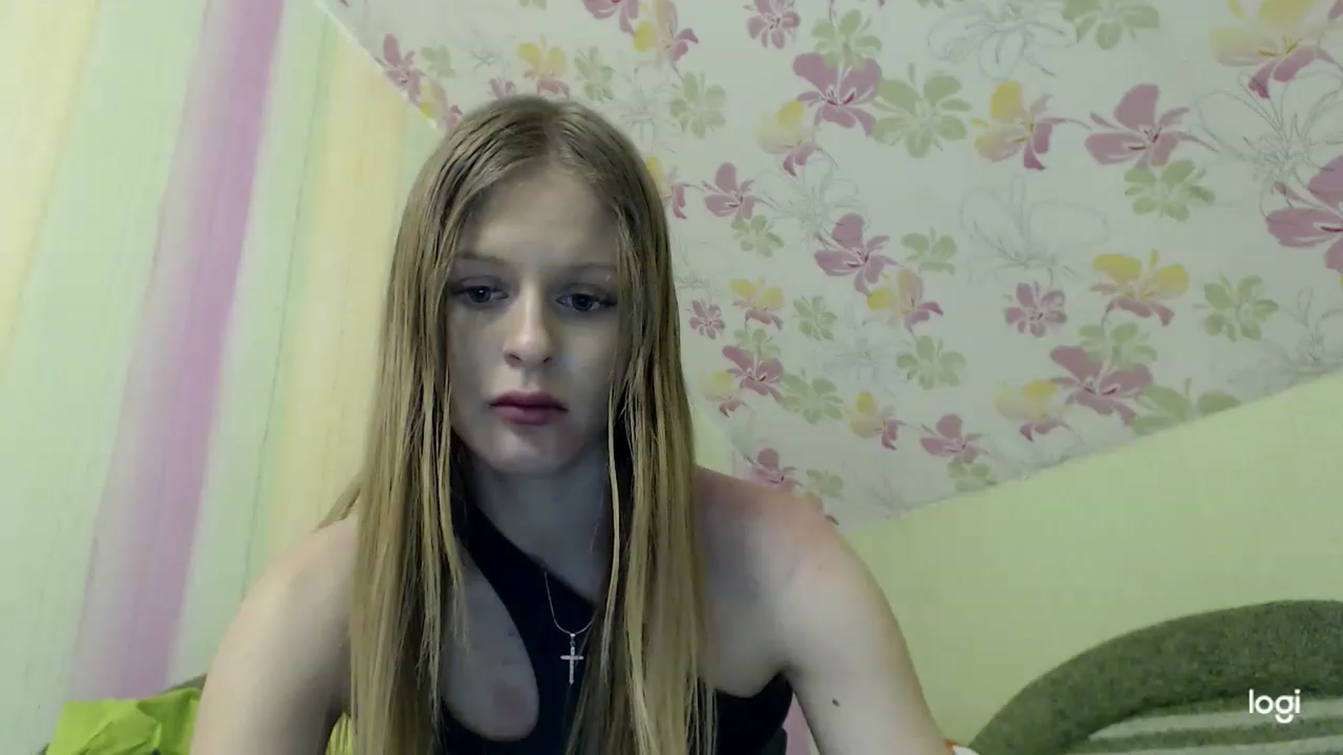 Gallery image thumbnail from MonicaBlondie's myfreecams stream on, 03/19/2023, 21:01 image 7 of 20