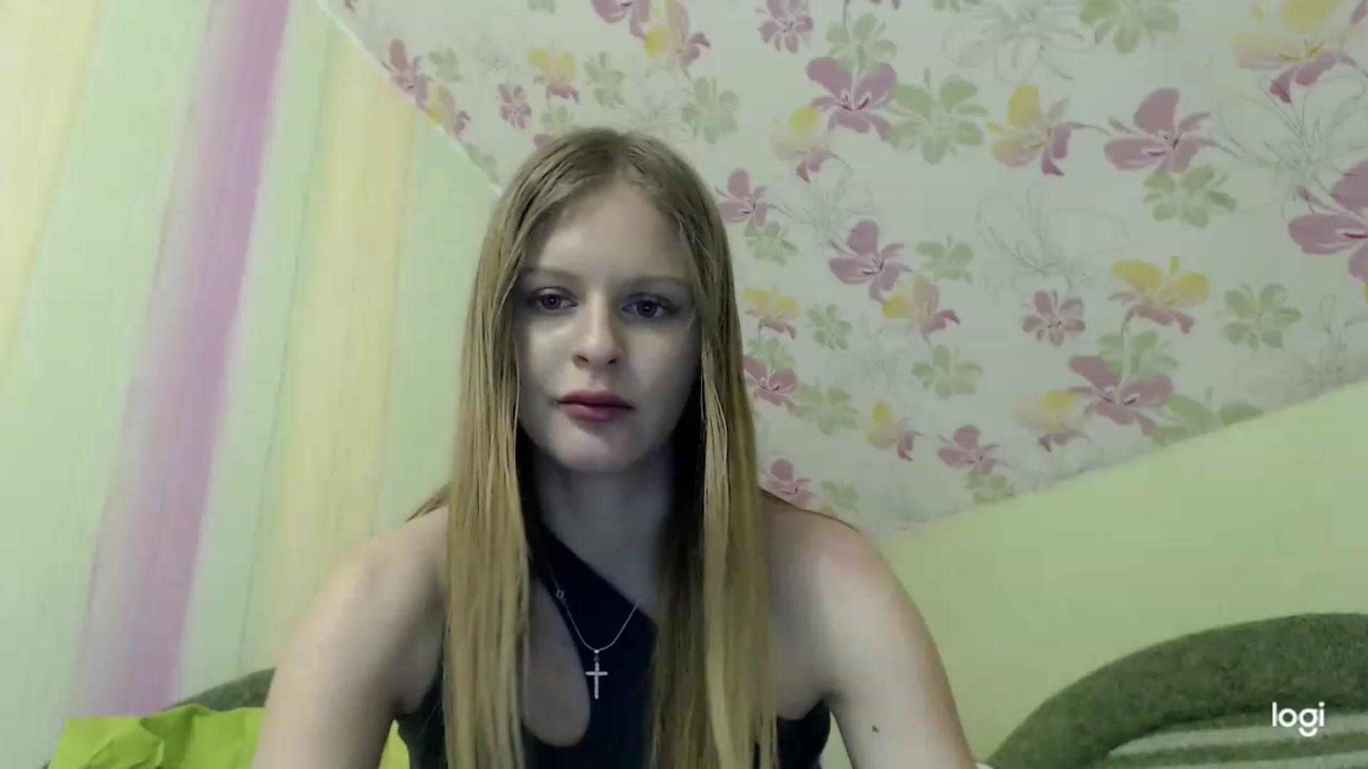 Gallery image thumbnail from MonicaBlondie's myfreecams stream on, 03/19/2023, 21:01 image 17 of 20