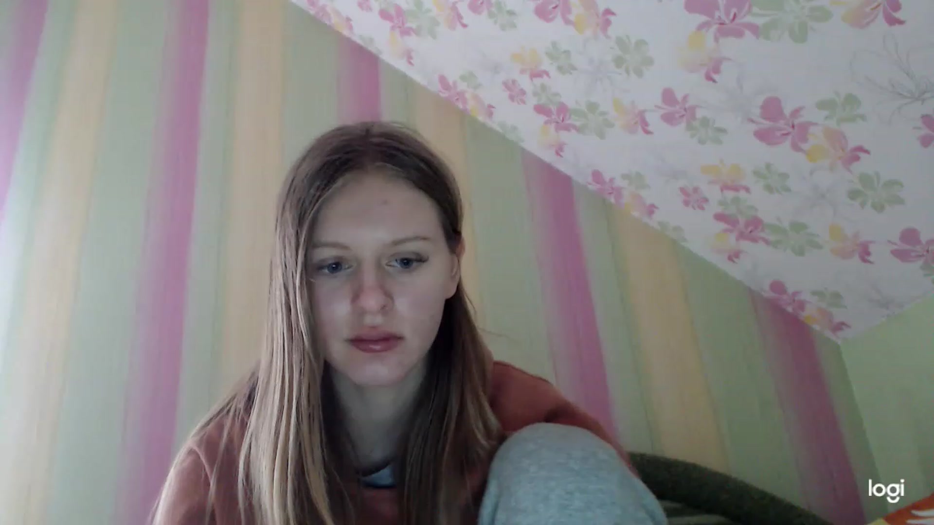 Gallery image thumbnail from MonicaBlondie's myfreecams stream on, 03/20/2023, 15:42 image 17 of 20