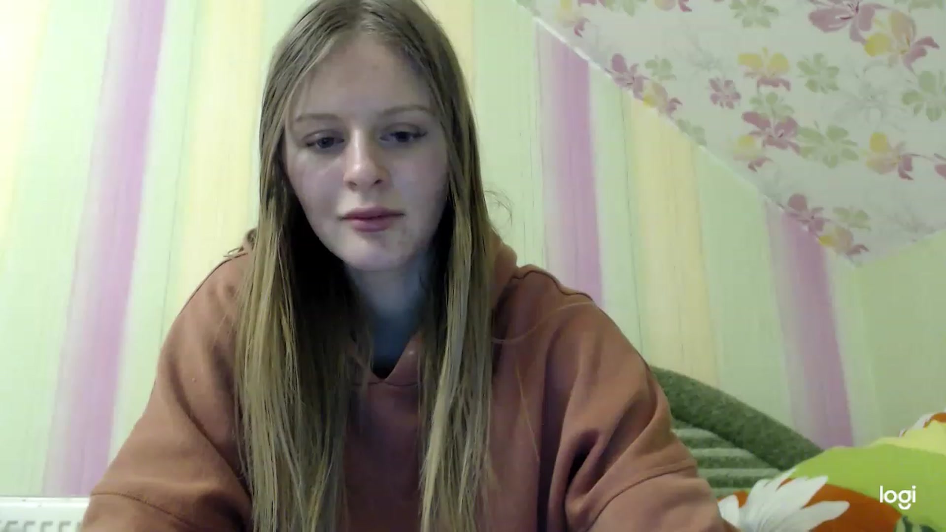 Gallery image thumbnail from MonicaBlondie's myfreecams stream on, 03/20/2023, 21:25 image 15 of 20